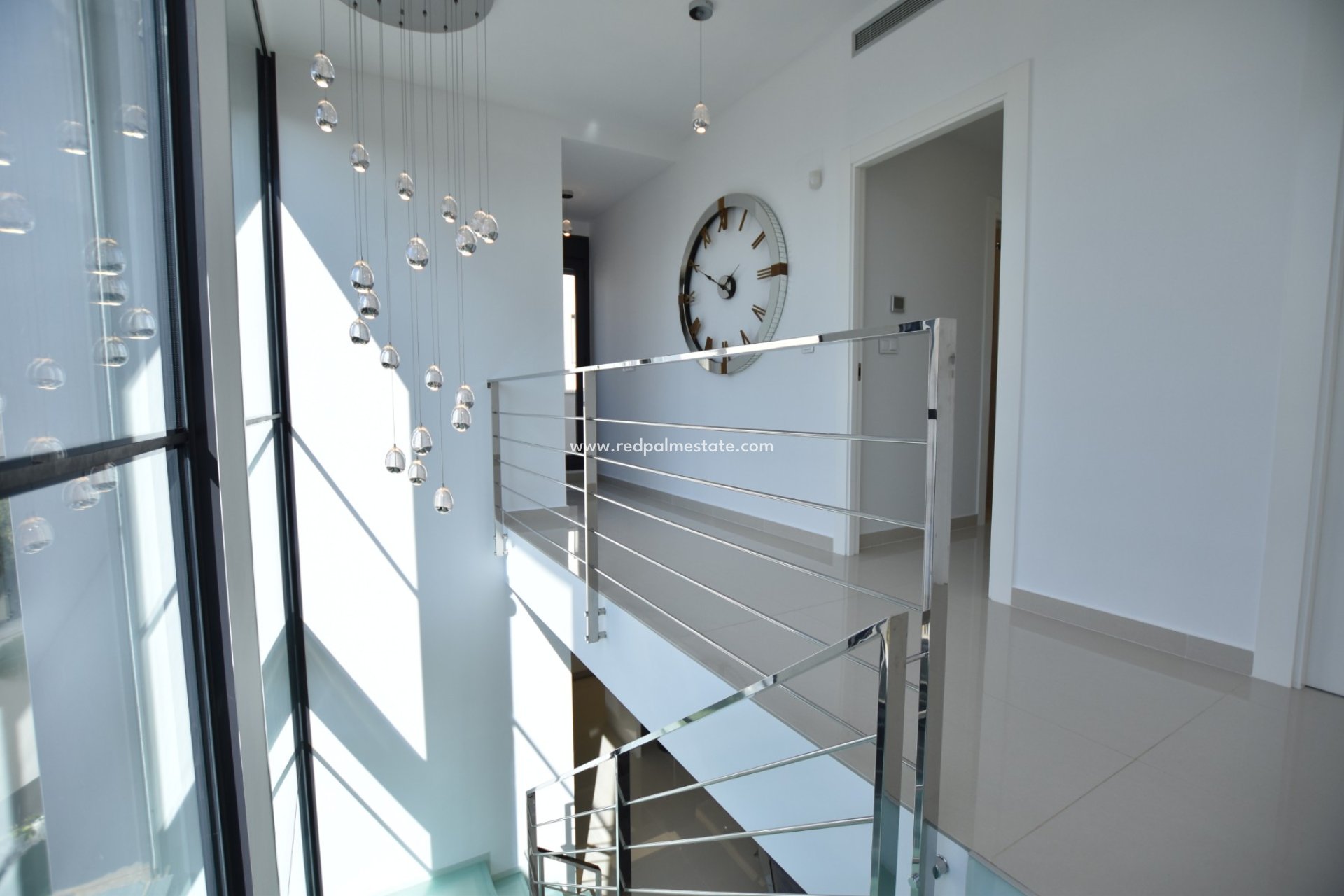 Återförsäljning - Villa -
San Miguel de Salinas - Inland