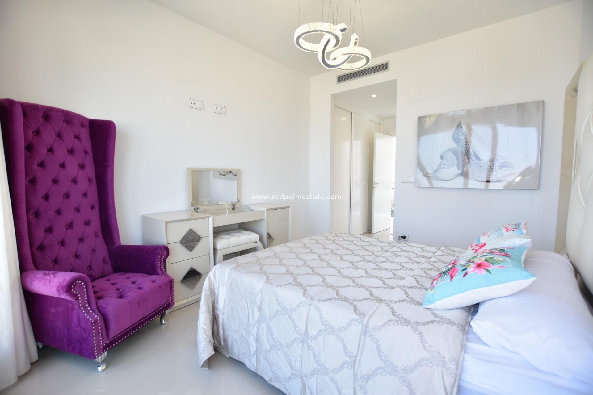 Återförsäljning - Villa -
San Miguel de Salinas - Inland