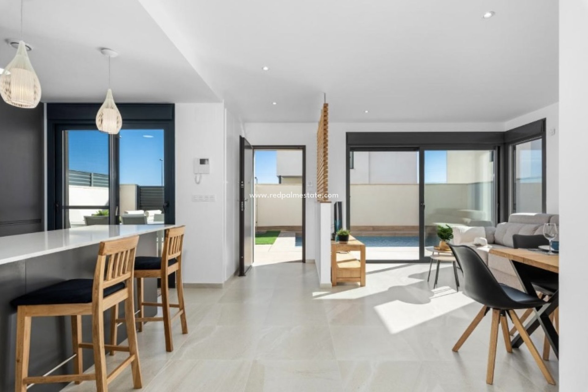 Återförsäljning - Villa -
San Miguel de Salinas - Inland