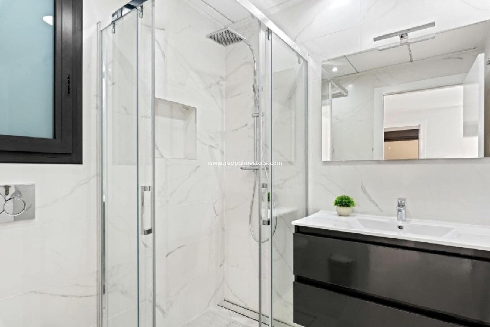 Återförsäljning - Villa -
San Miguel de Salinas - Inland