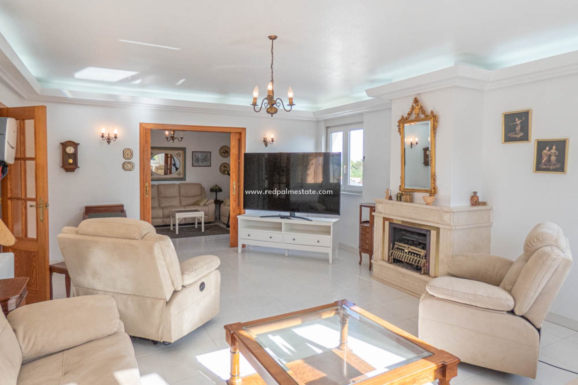 Återförsäljning - Villa -
San Miguel de Salinas - Inland