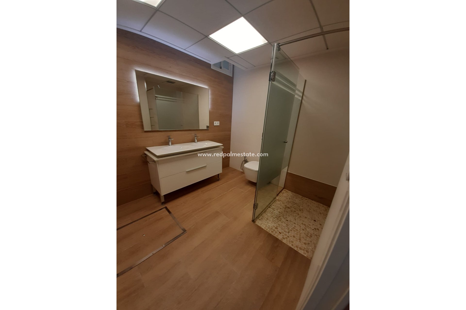 Återförsäljning - Villa -
San Miguel de Salinas - Inland