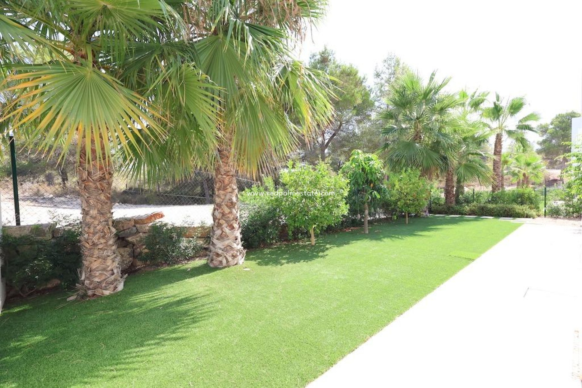 Återförsäljning - Villa -
San Miguel de Salinas - Las Colinas Golf