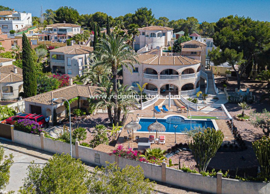 Återförsäljning - Villa -
San Miguel de Salinas - Las Communicaciones