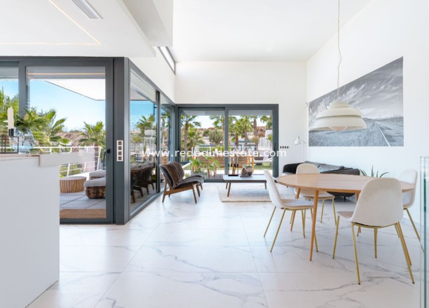 Återförsäljning - Villa -
San Miguel de Salinas - San Miguel Salinas