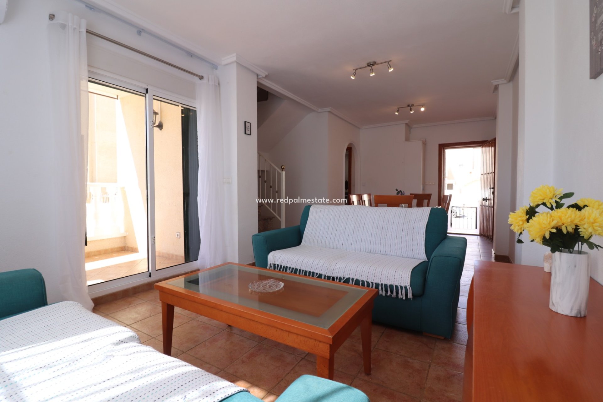 Återförsäljning - Villa -
San Miguel de Salinas