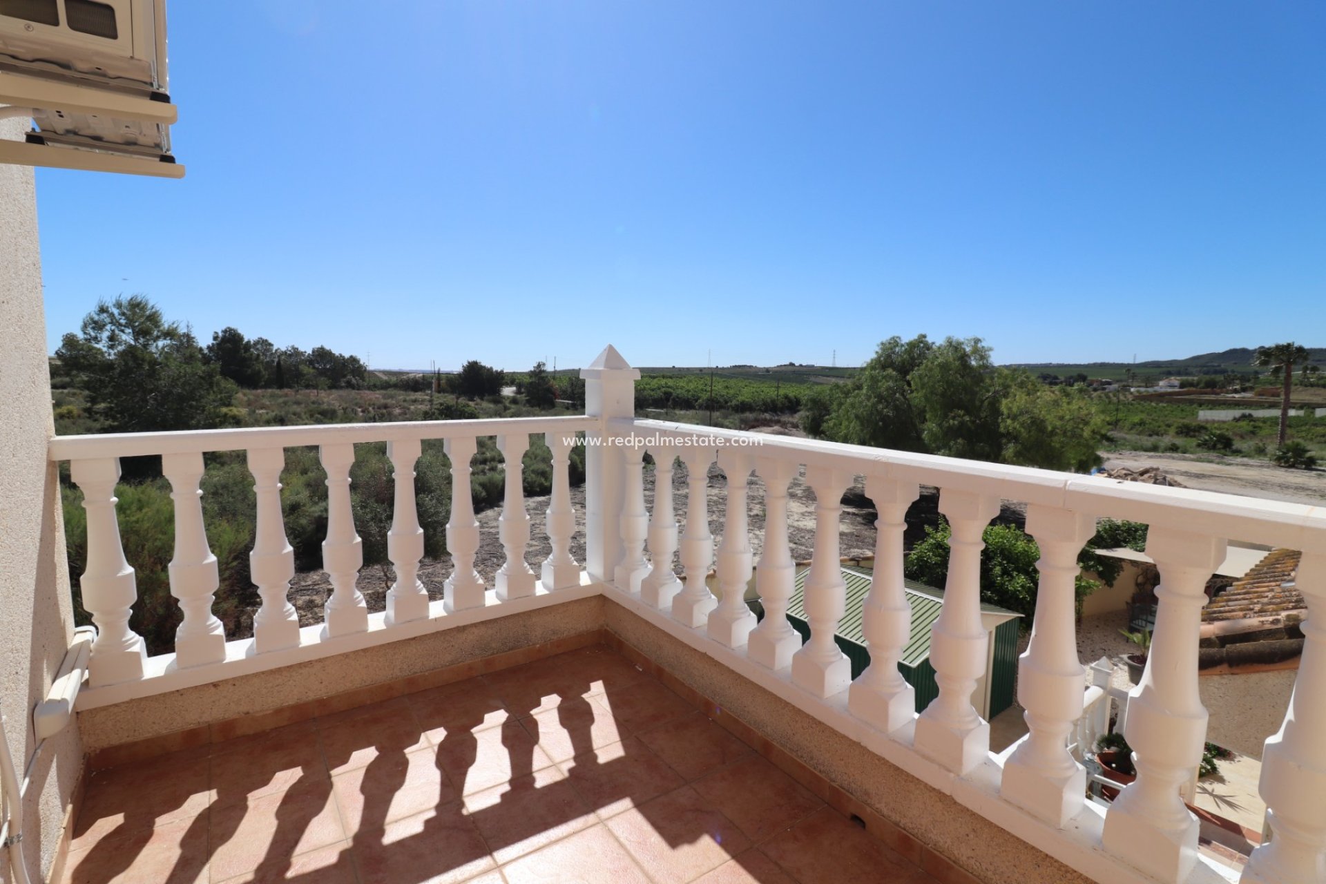 Återförsäljning - Villa -
San Miguel de Salinas