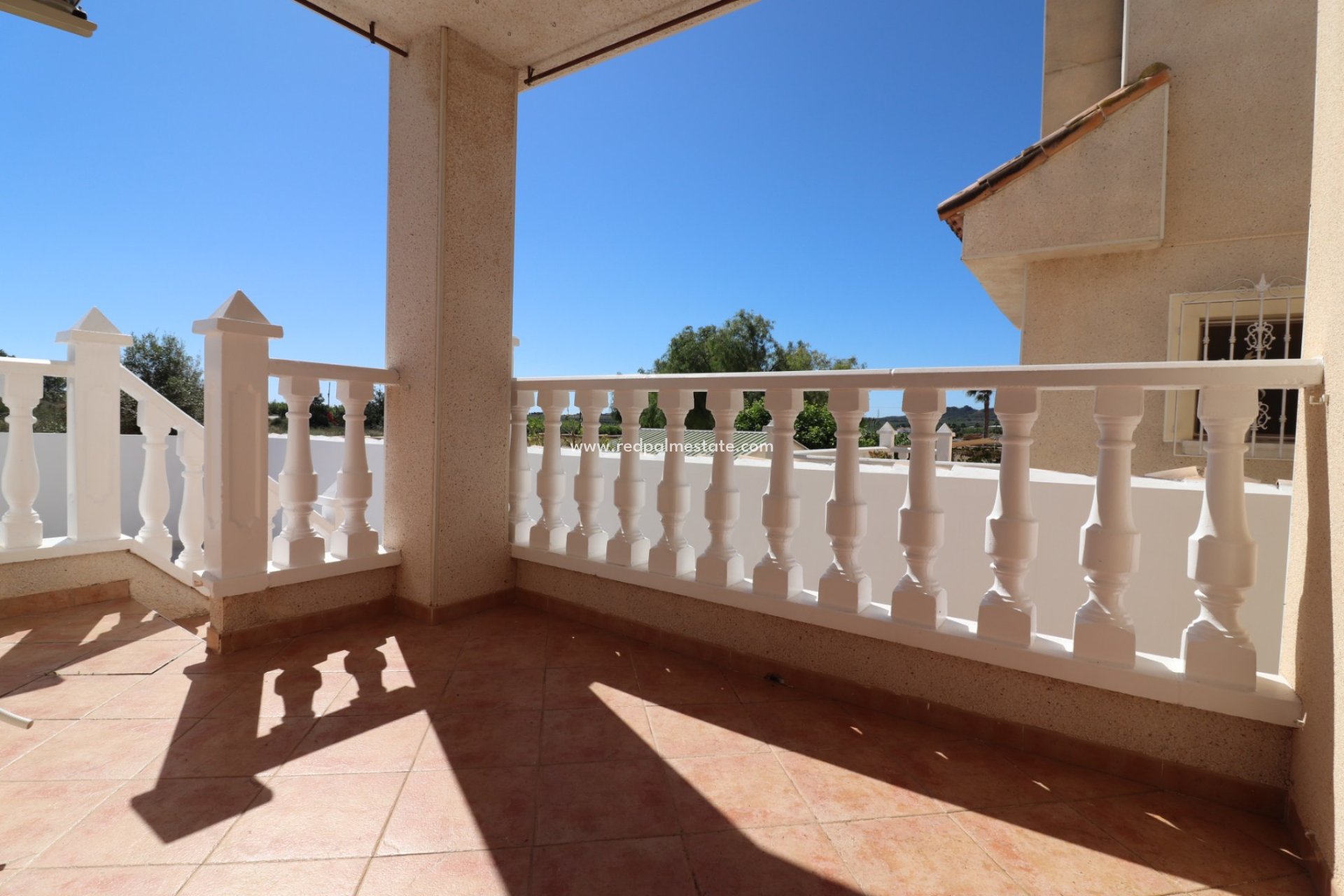 Återförsäljning - Villa -
San Miguel de Salinas