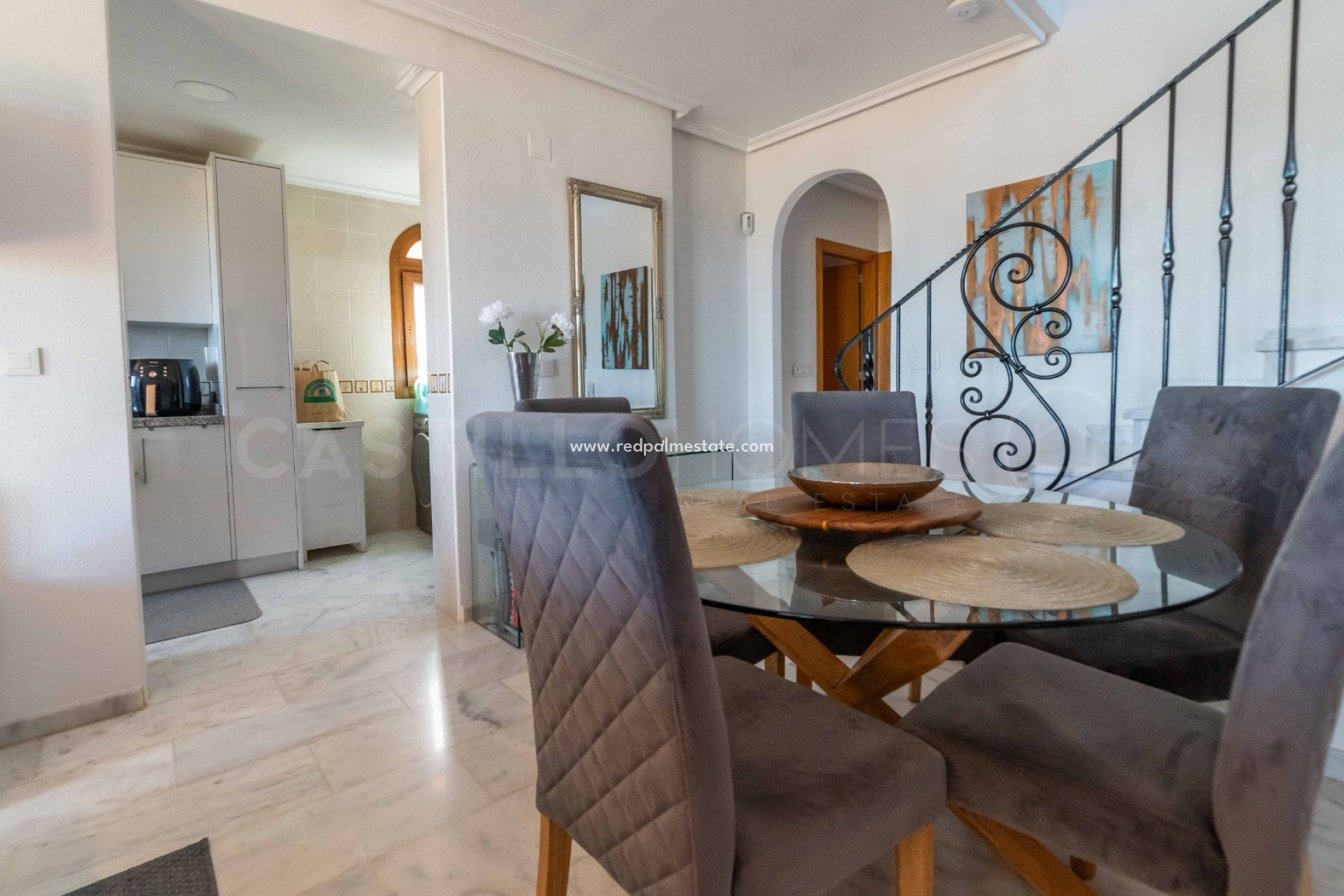 Återförsäljning - Villa -
San Miguel de Salinas