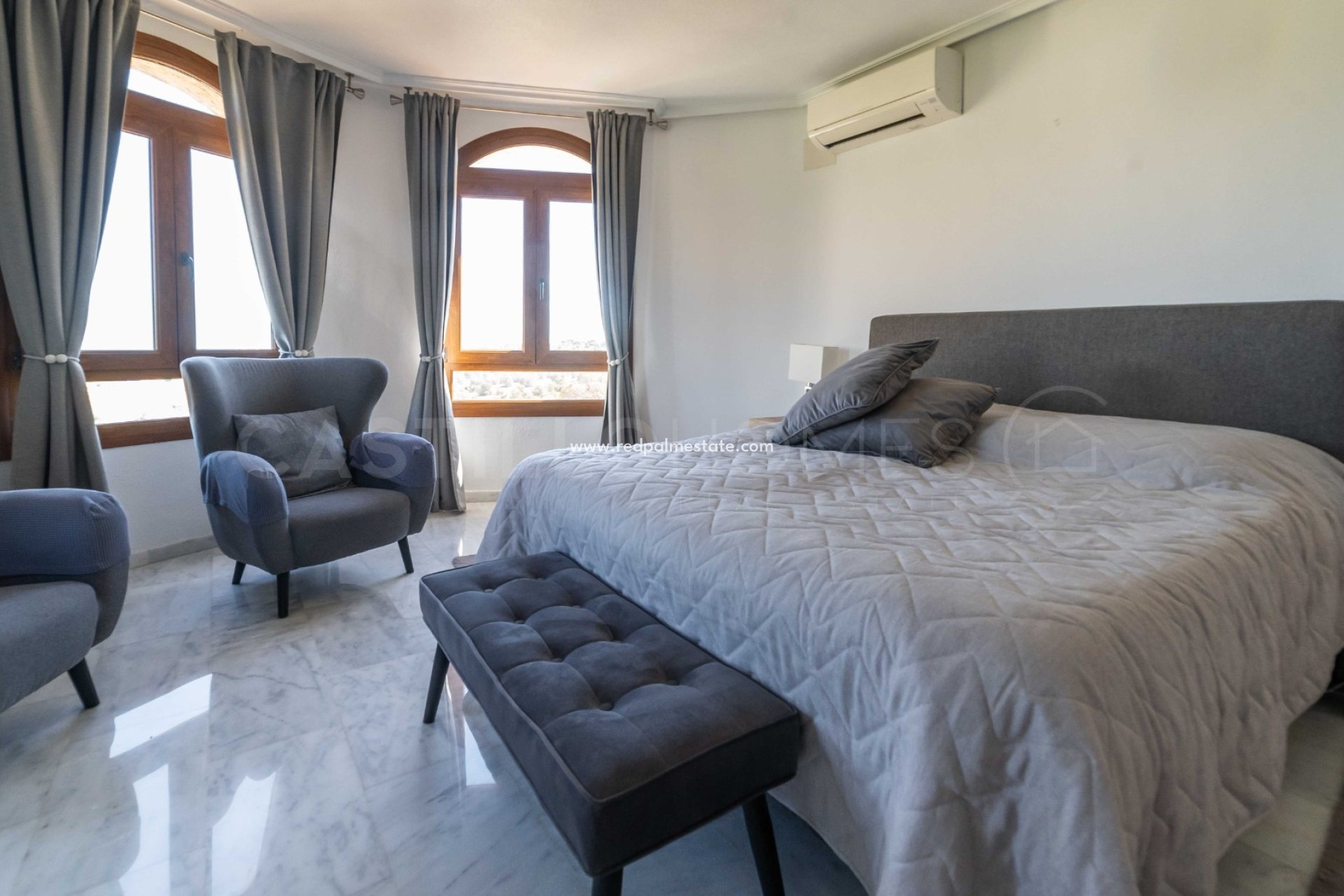 Återförsäljning - Villa -
San Miguel de Salinas