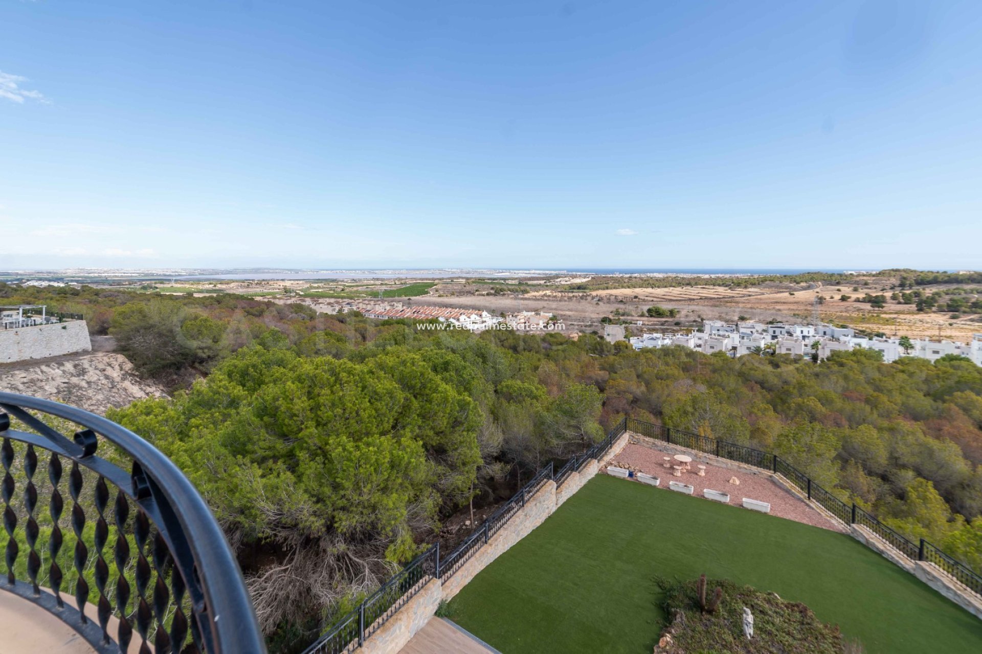 Återförsäljning - Villa -
San Miguel de Salinas