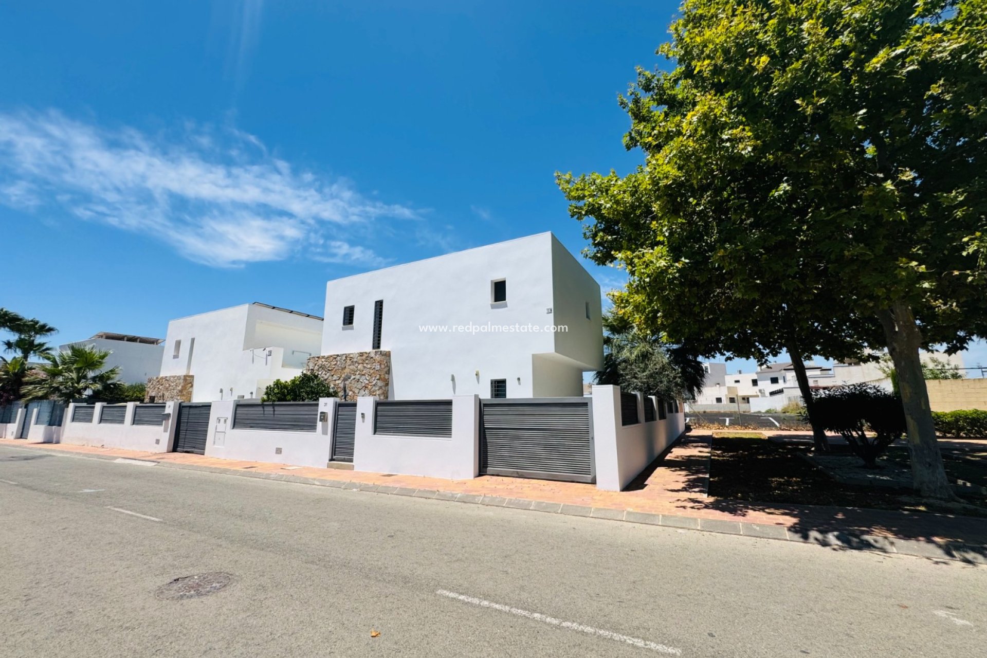 Återförsäljning - Villa -
San Pedro del Pinatar - San Pedro de Pinatar