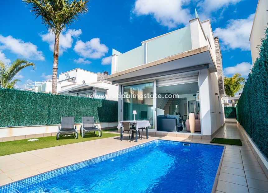 Återförsäljning - Villa -
San Pedro del Pinatar - San Pedro de Pinatar