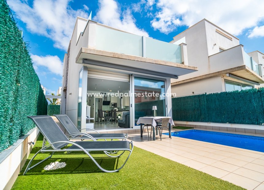 Återförsäljning - Villa -
San Pedro del Pinatar - San Pedro de Pinatar
