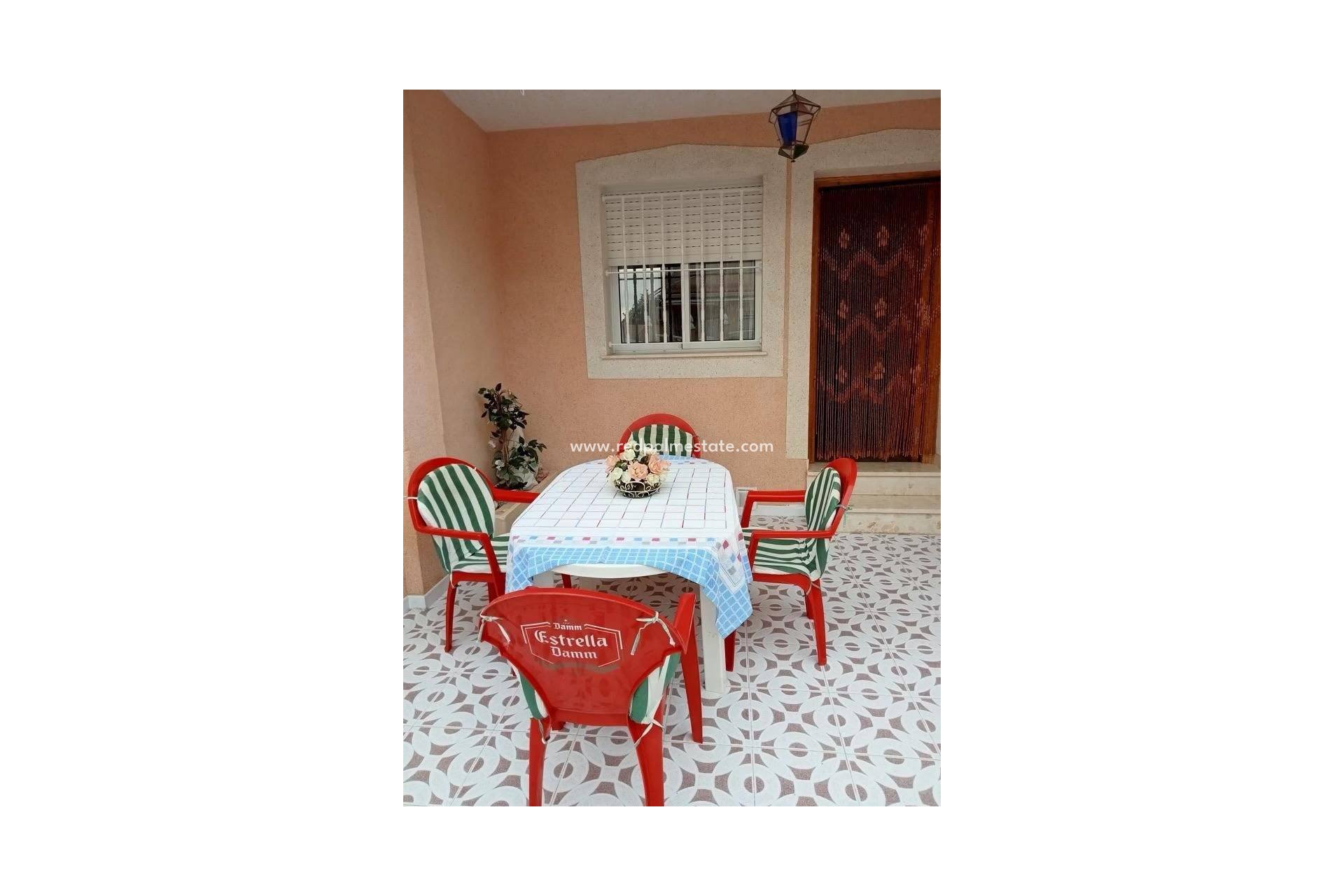 Återförsäljning - Villa -
San Pedro del Pinatar - San Pedro de Pinatar