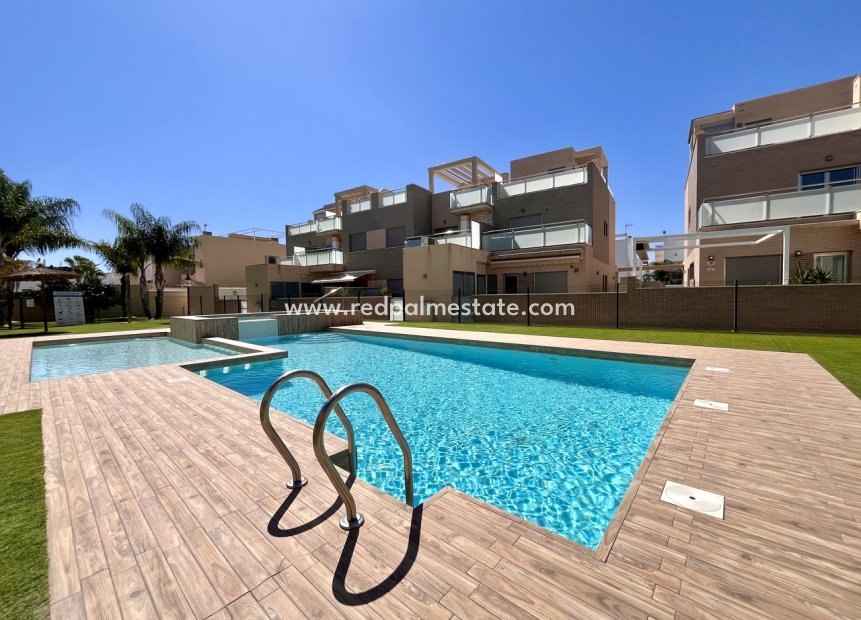 Återförsäljning - Villa -
Torre de la Horadada - Costa Blanca