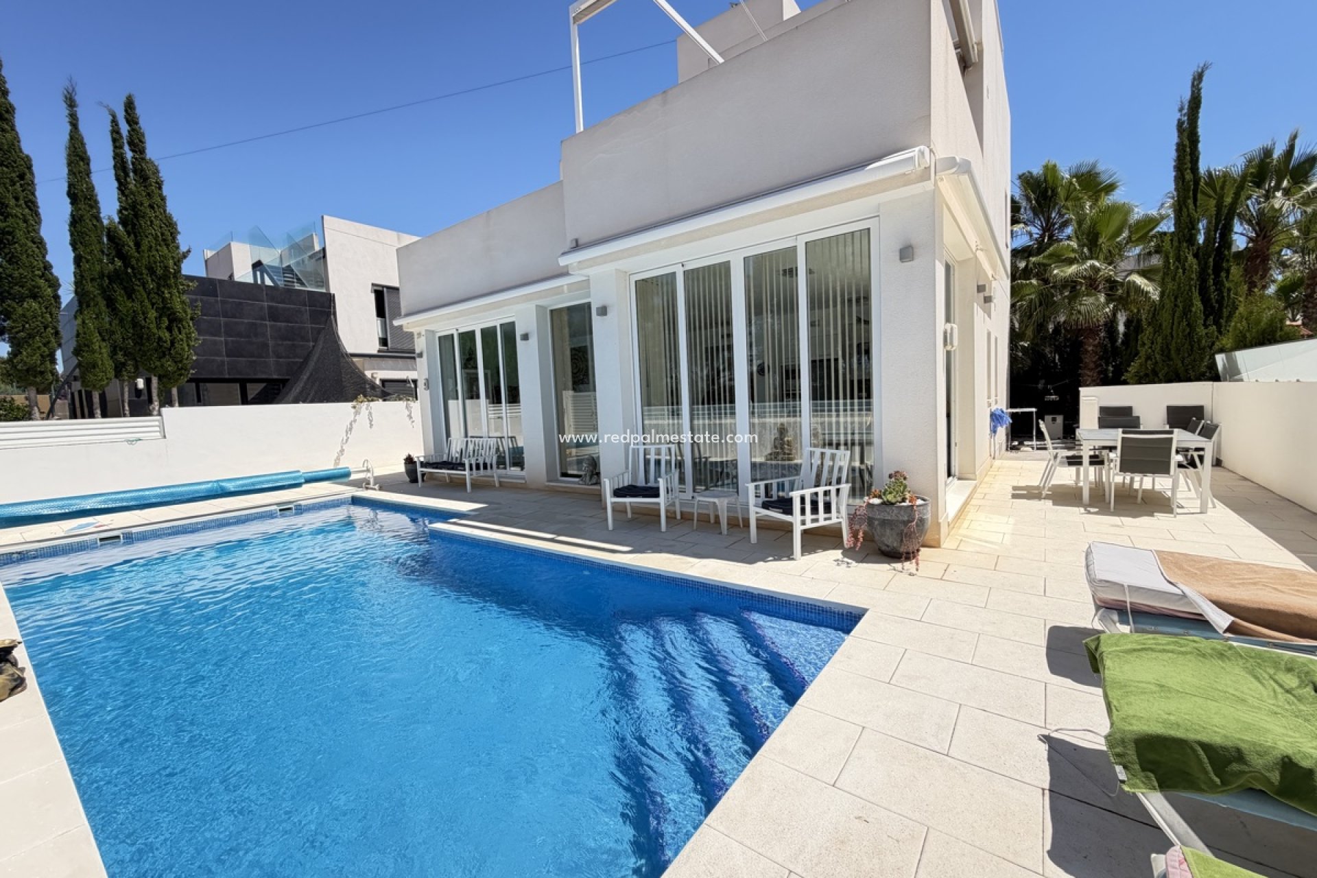 Återförsäljning - Villa -
Torre de la Horadada - Mil Palmeras