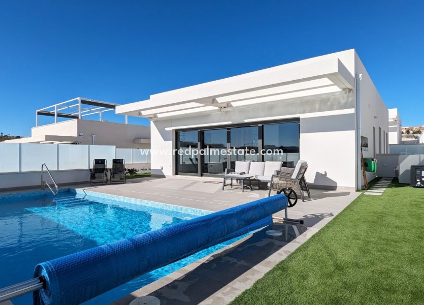 Återförsäljning - Villa -
Torremendo - Costa Blanca