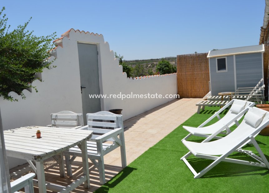 Återförsäljning - Villa -
Torremendo - Costa Blanca