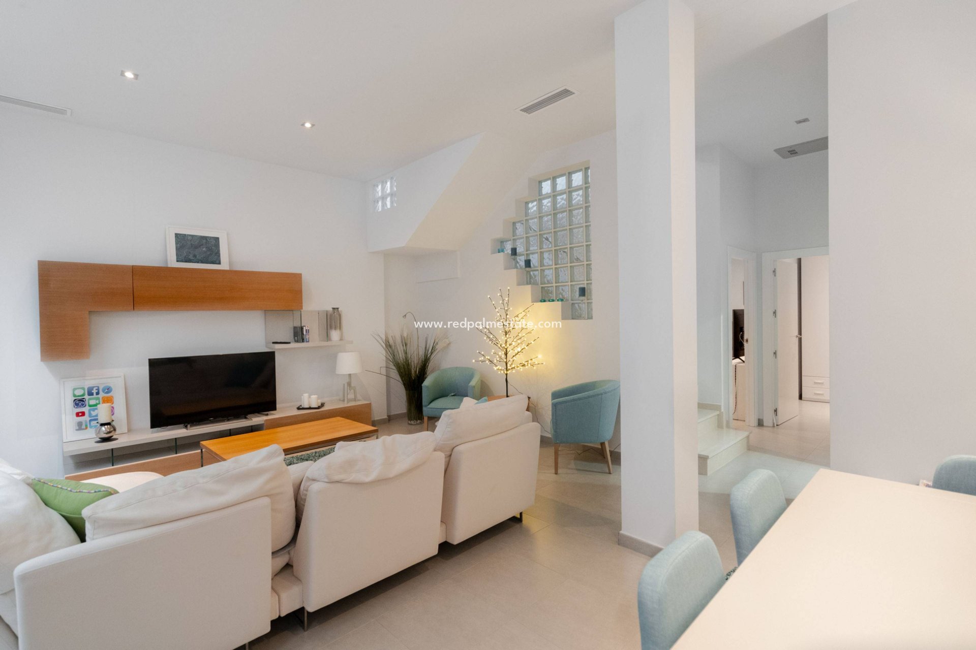 Återförsäljning - Villa -
Torrevieja - Aguas Nueva