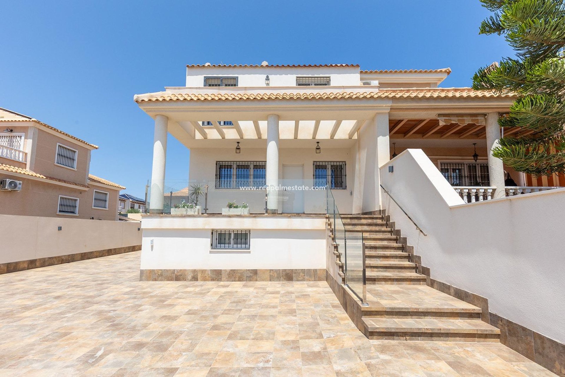 Återförsäljning - Villa -
Torrevieja - Aguas Nueva
