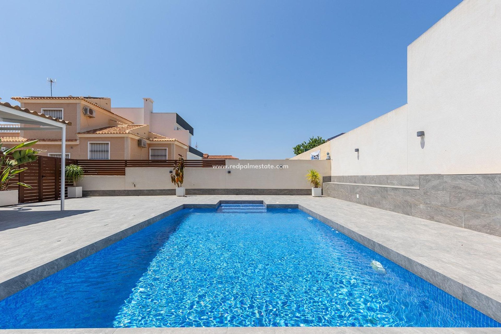 Återförsäljning - Villa -
Torrevieja - Aguas Nueva