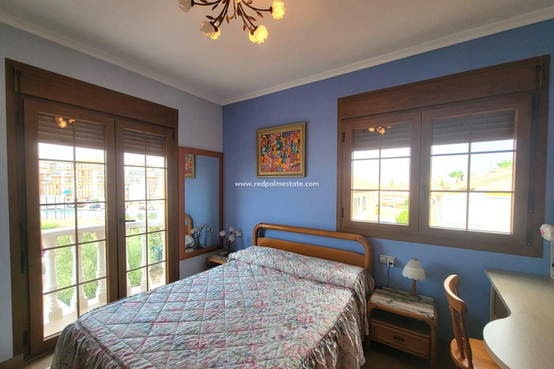 Återförsäljning - Villa -
Torrevieja - Aguas Nueva