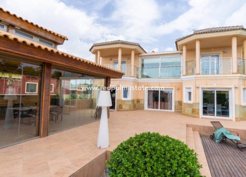Återförsäljning - Villa -
Torrevieja - Aguas Nueva