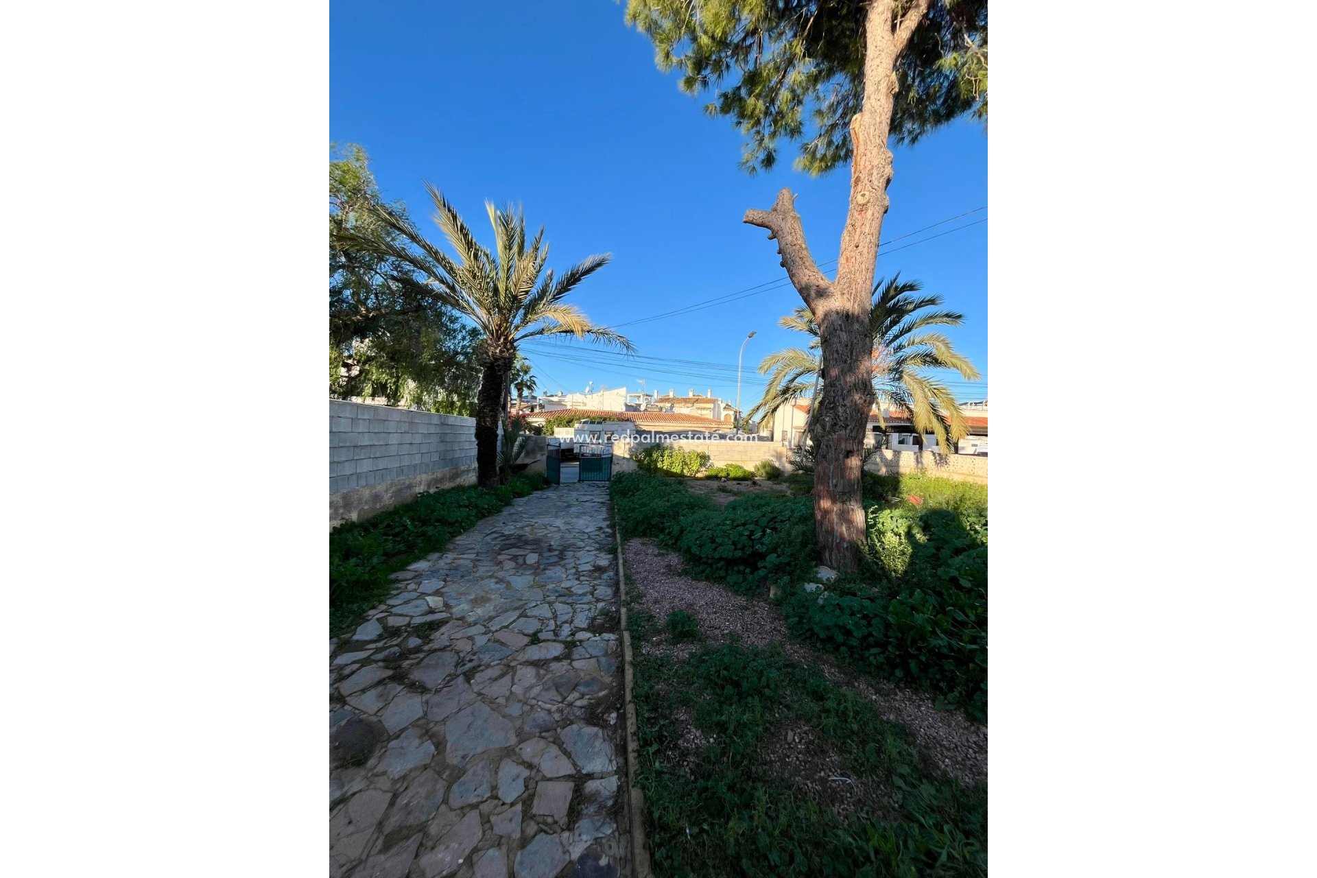 Återförsäljning - Villa -
Torrevieja - Aguas Nueva