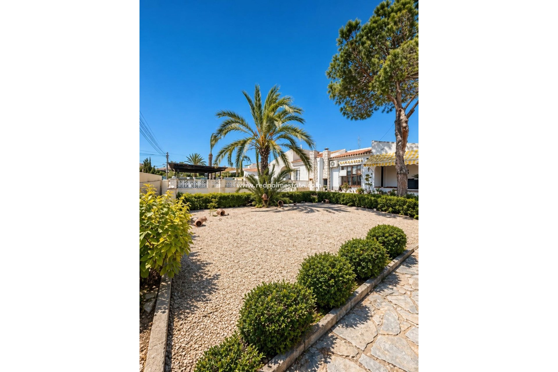 Återförsäljning - Villa -
Torrevieja - Aguas Nueva