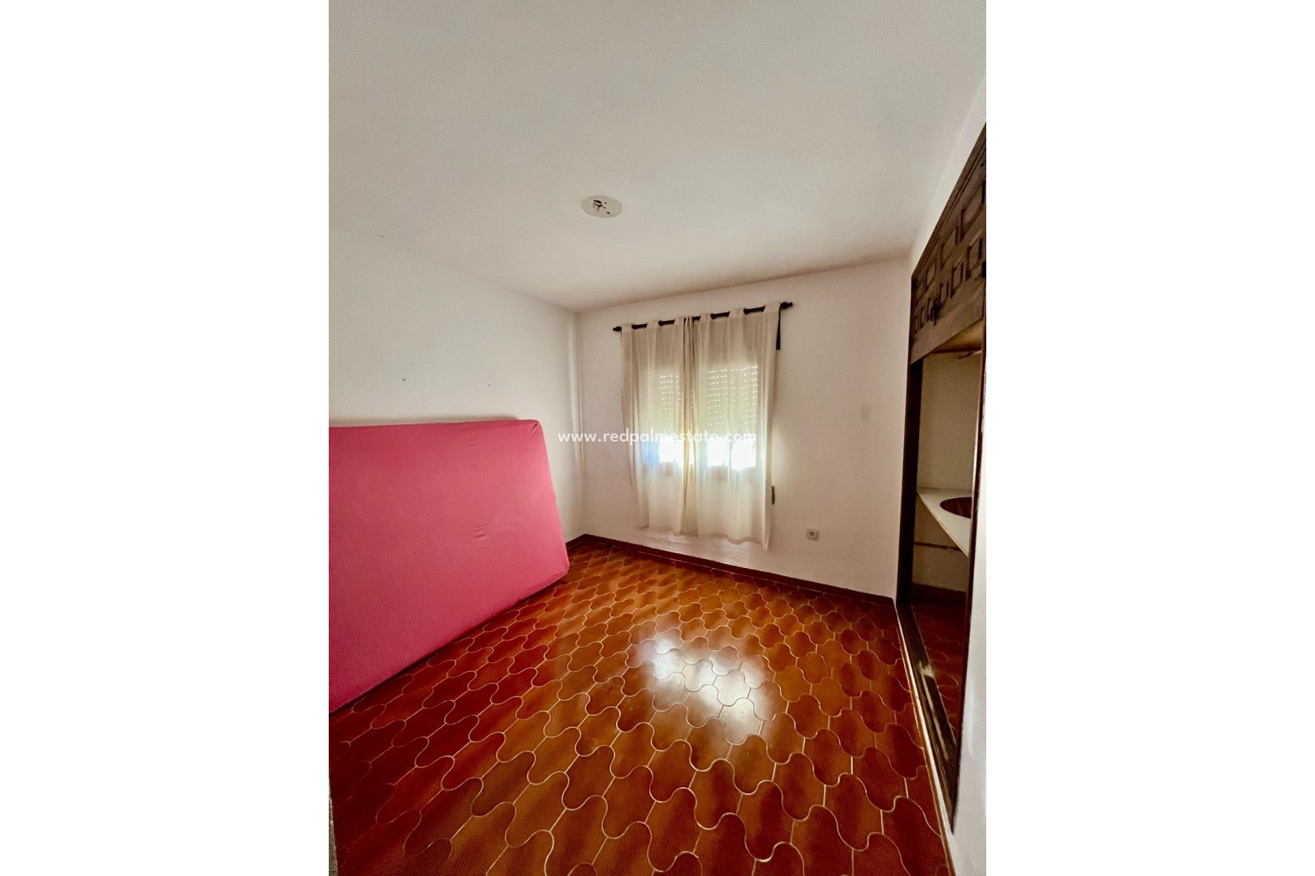 Återförsäljning - Villa -
Torrevieja - Aguas Nueva