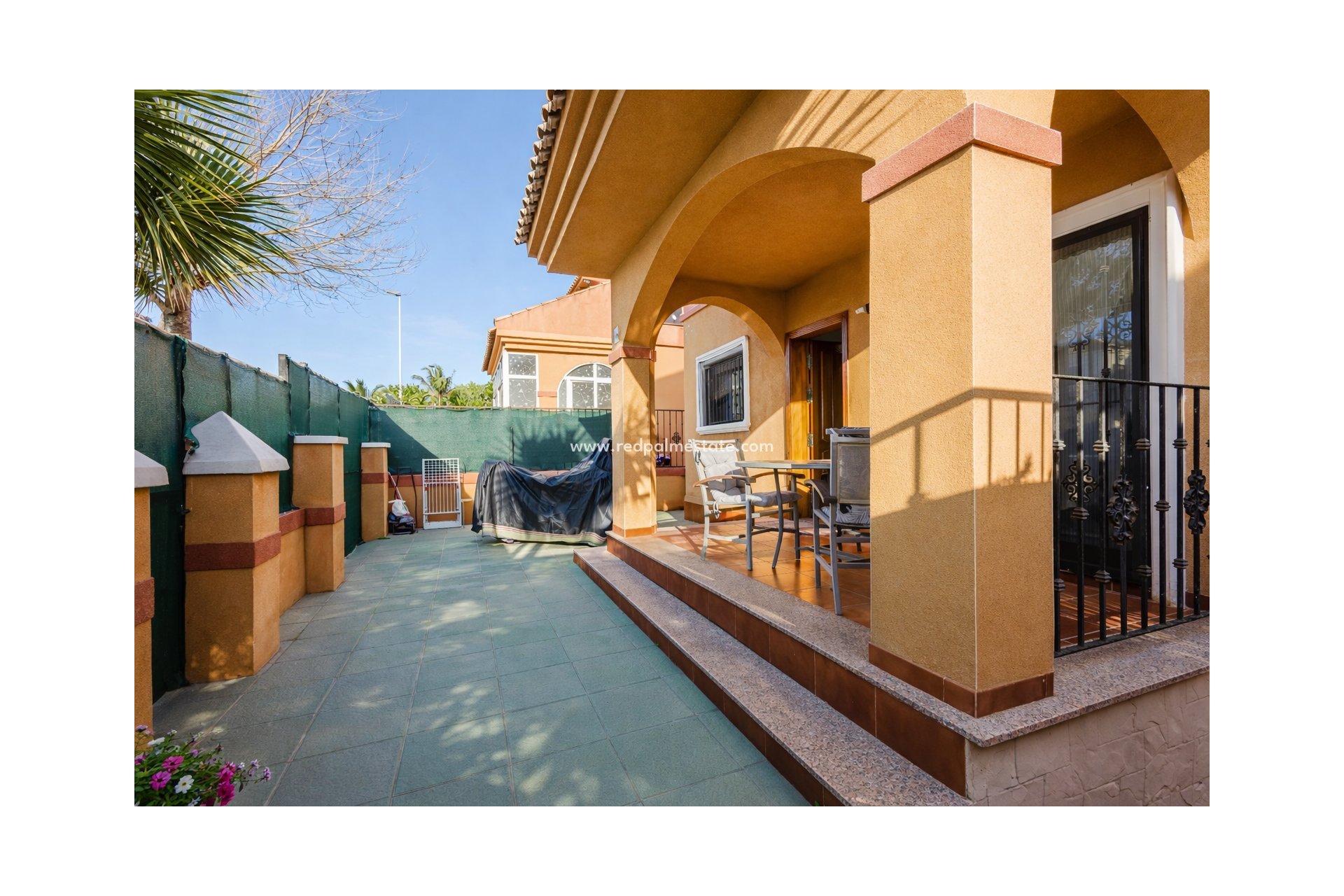 Återförsäljning - Villa -
Torrevieja - Aguas Nuevas
