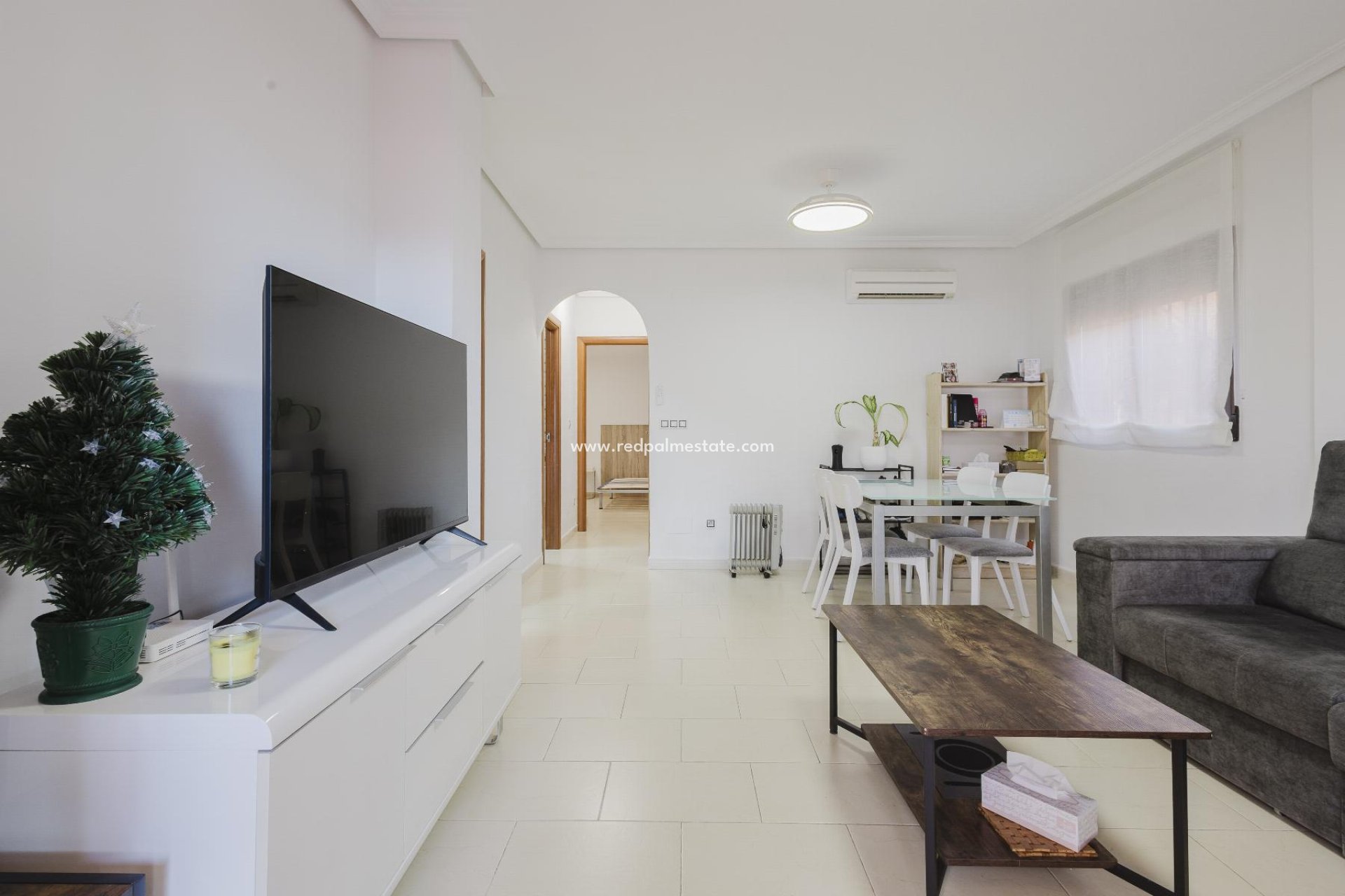 Återförsäljning - Villa -
Torrevieja - Aguas Nuevas