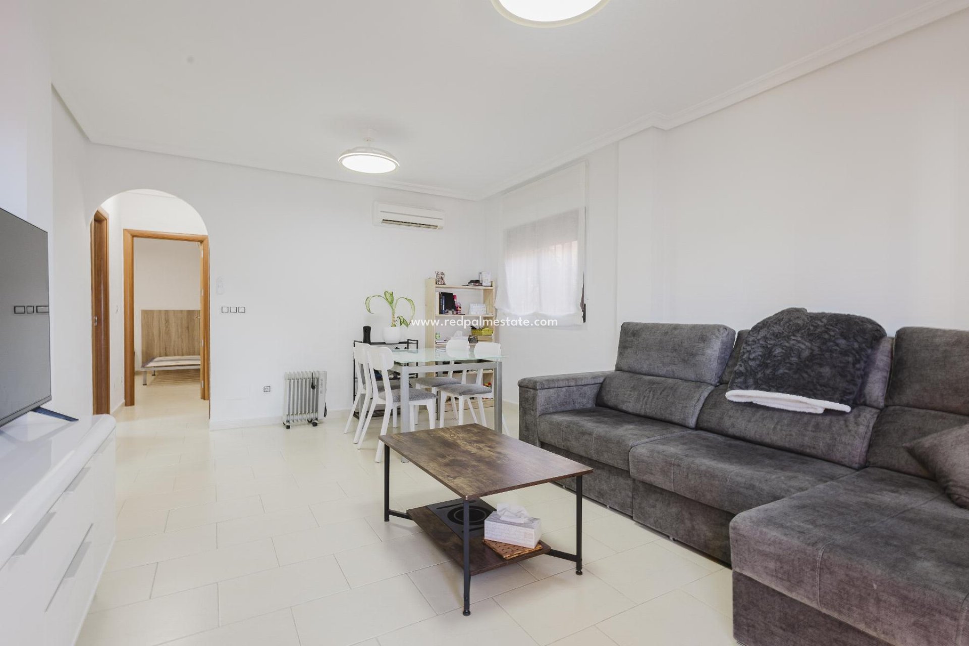 Återförsäljning - Villa -
Torrevieja - Aguas Nuevas