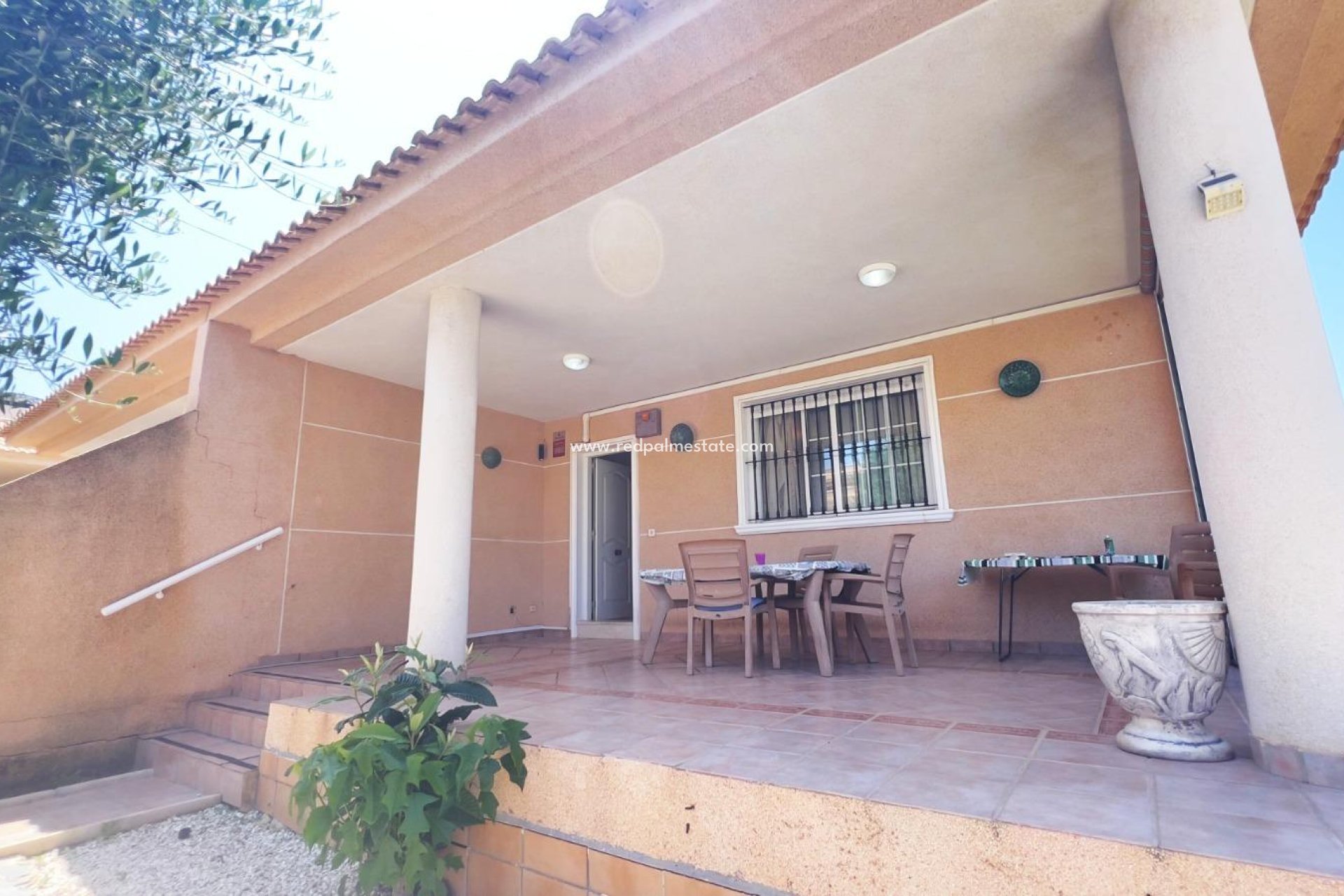 Återförsäljning - Villa -
Torrevieja - Aguas Nuevas