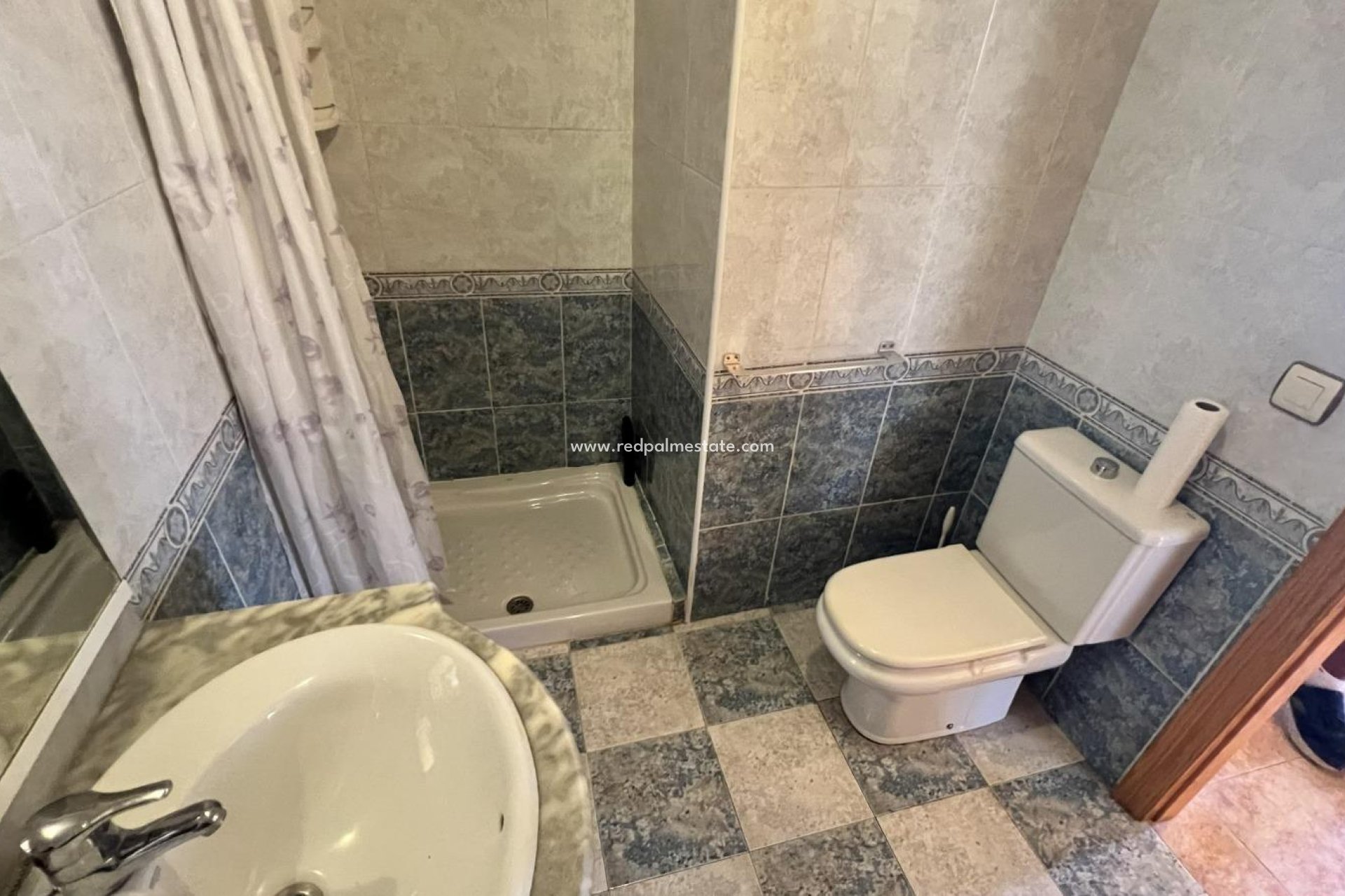 Återförsäljning - Villa -
Torrevieja - Aguas Nuevas