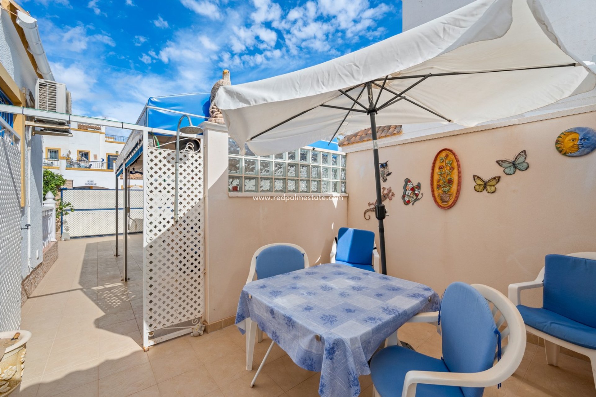 Återförsäljning - Villa -
Torrevieja - Centro Torrevieja
