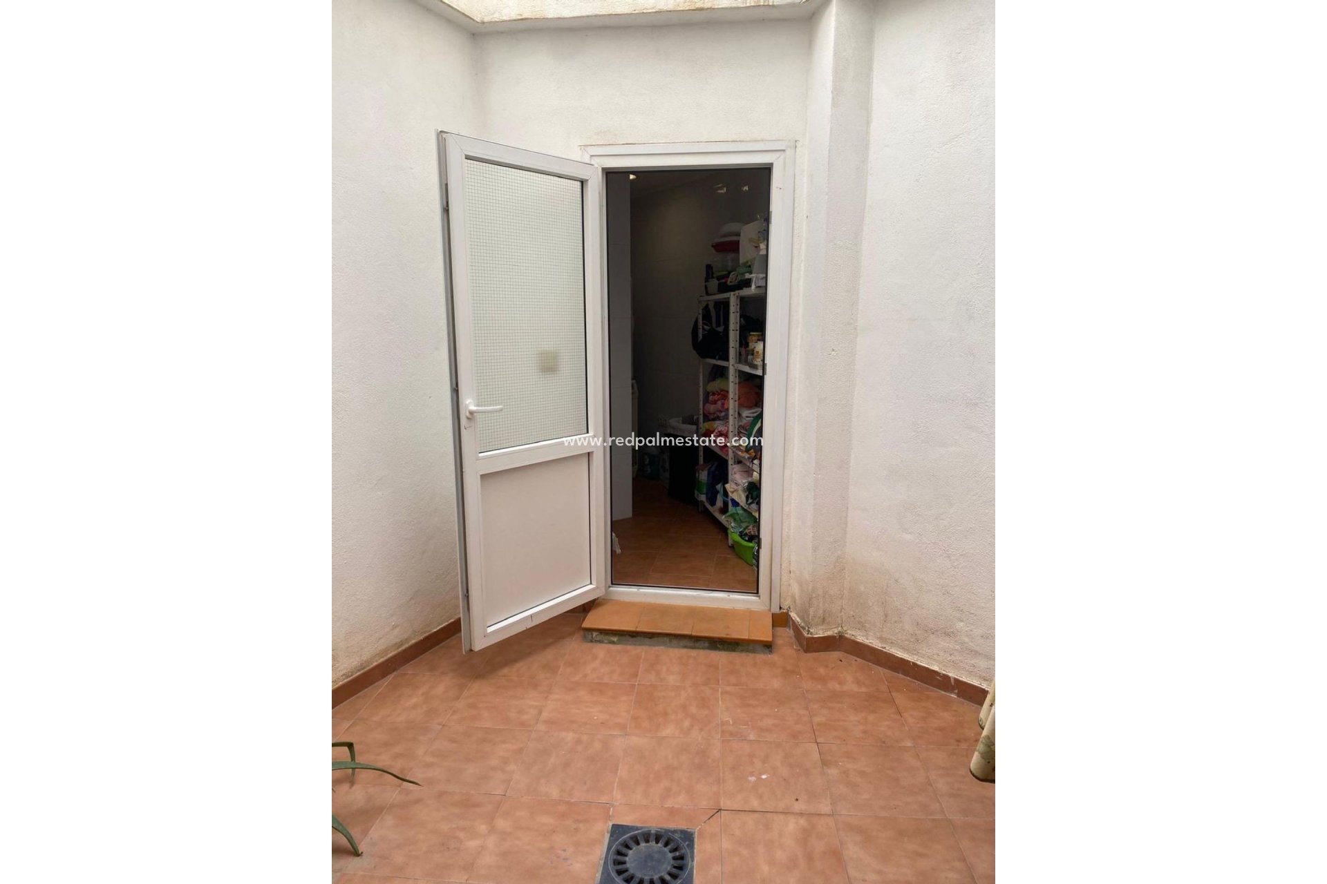 Återförsäljning - Villa -
Torrevieja - Centro