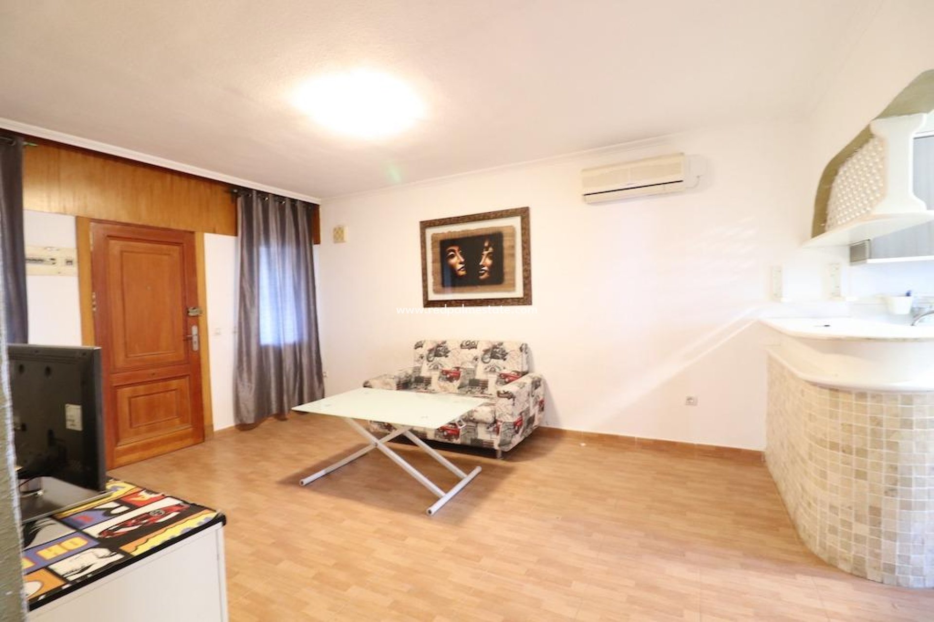 Återförsäljning - Villa -
Torrevieja - Costa Blanca