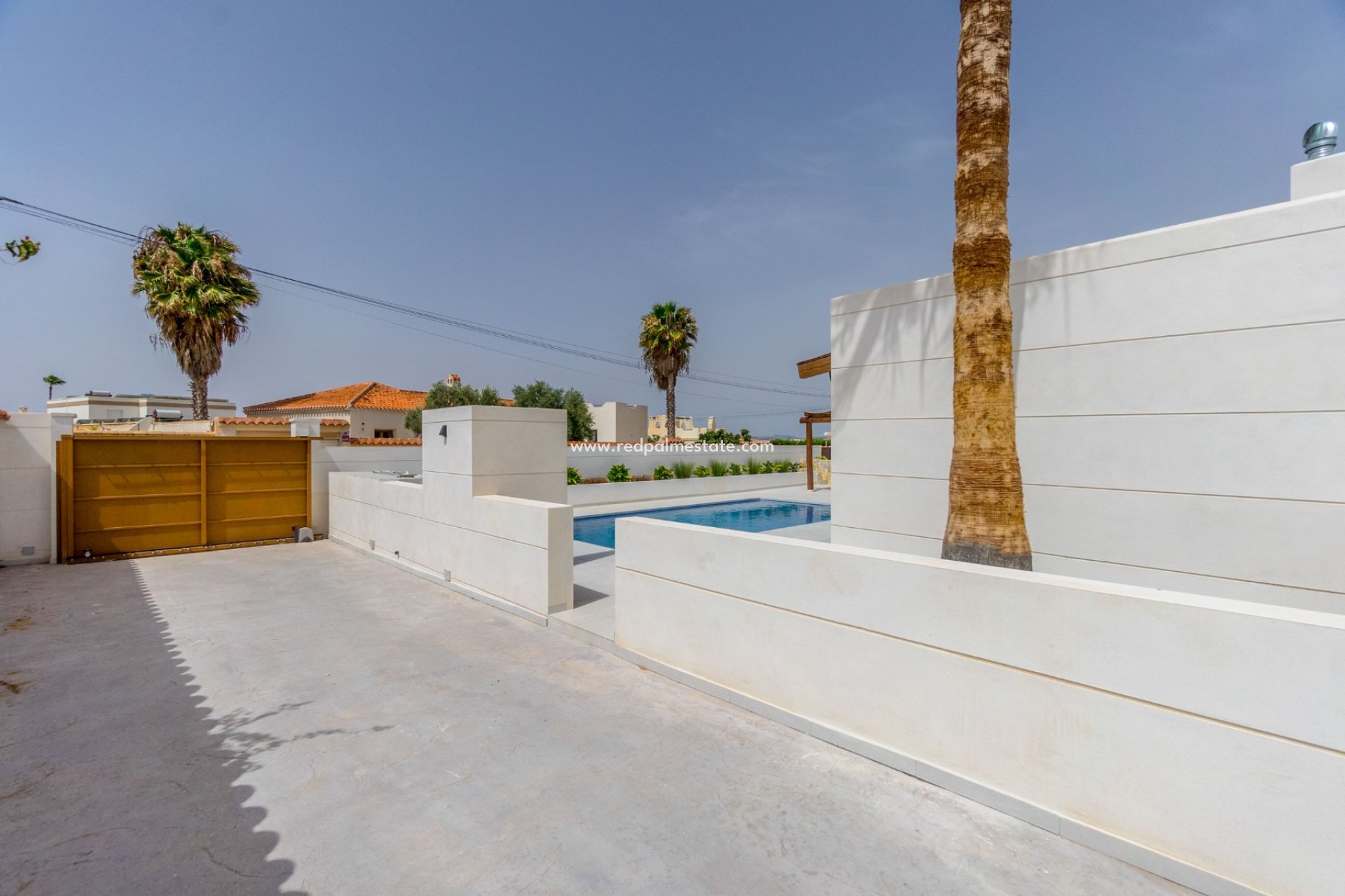 Återförsäljning - Villa -
Torrevieja - Costa Blanca