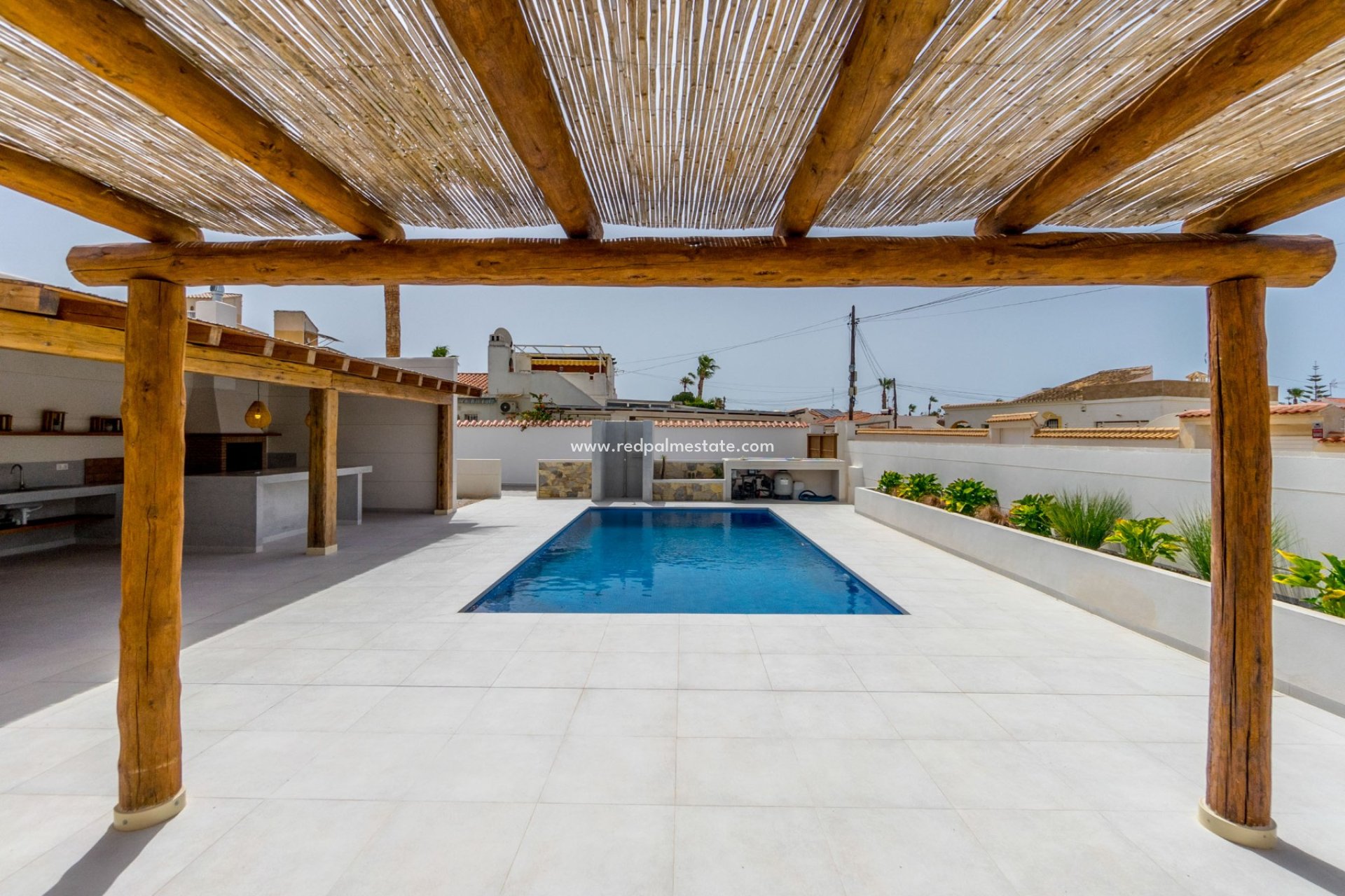 Återförsäljning - Villa -
Torrevieja - Costa Blanca