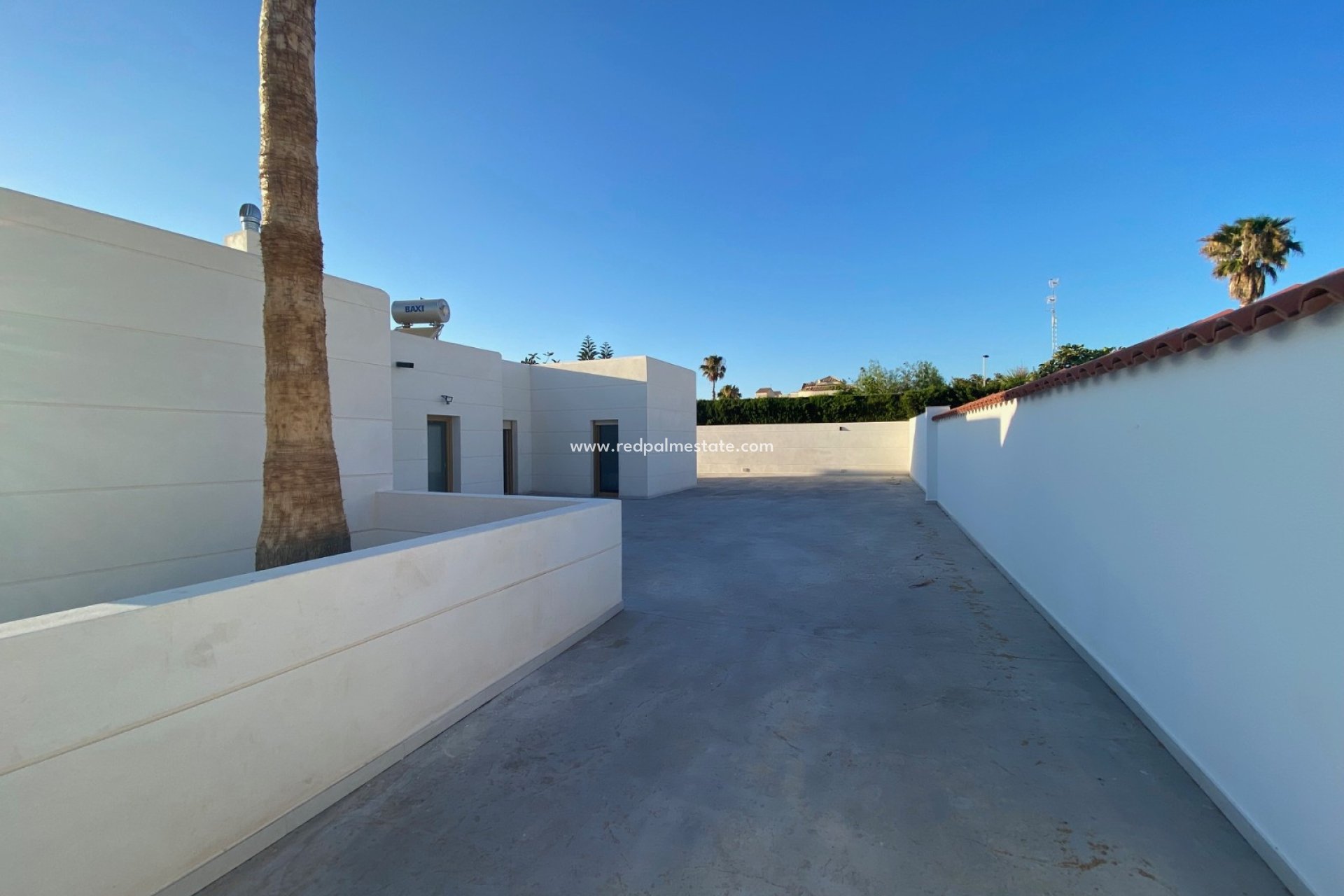 Återförsäljning - Villa -
Torrevieja - Costa Blanca