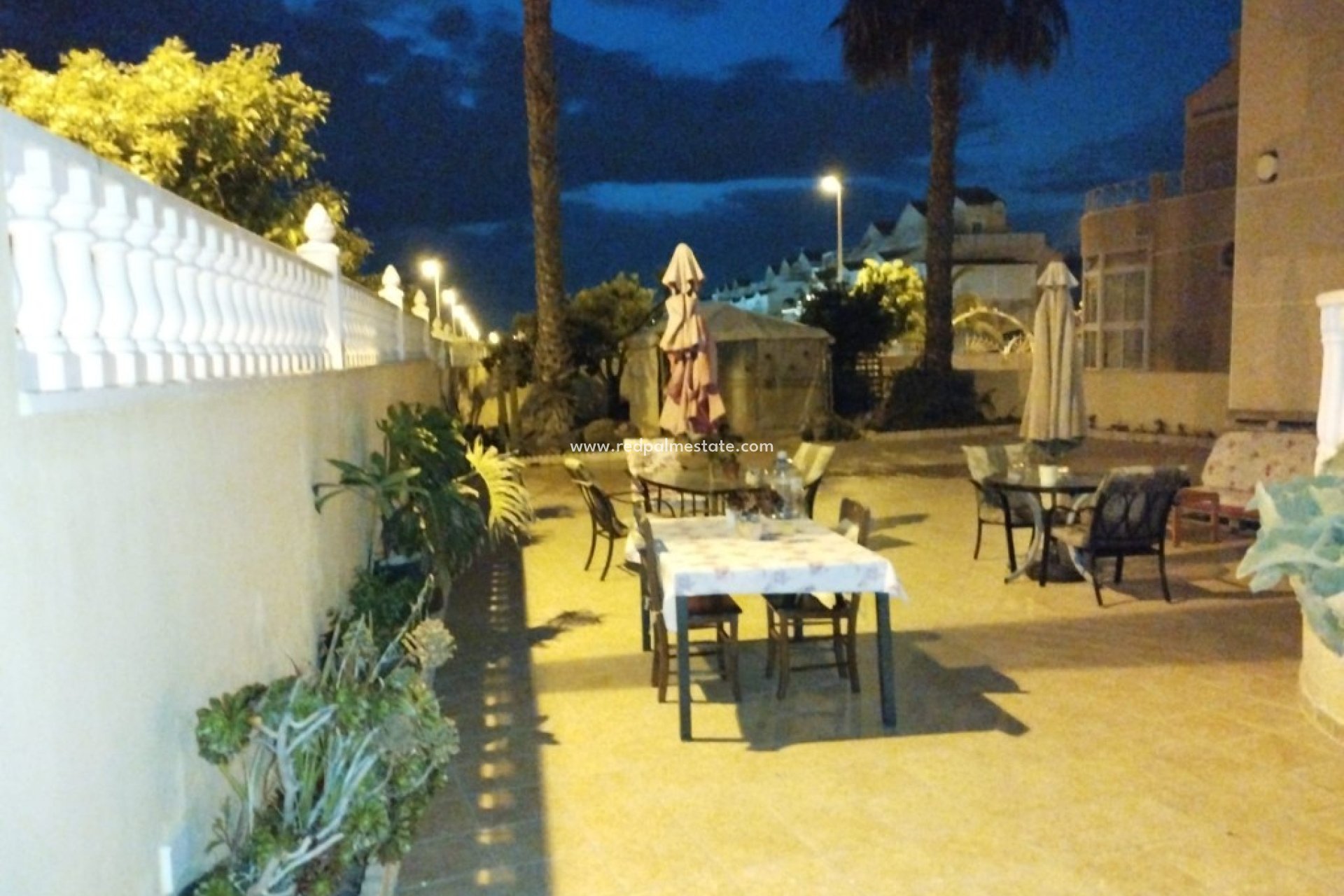 Återförsäljning - Villa -
Torrevieja - Costa Blanca