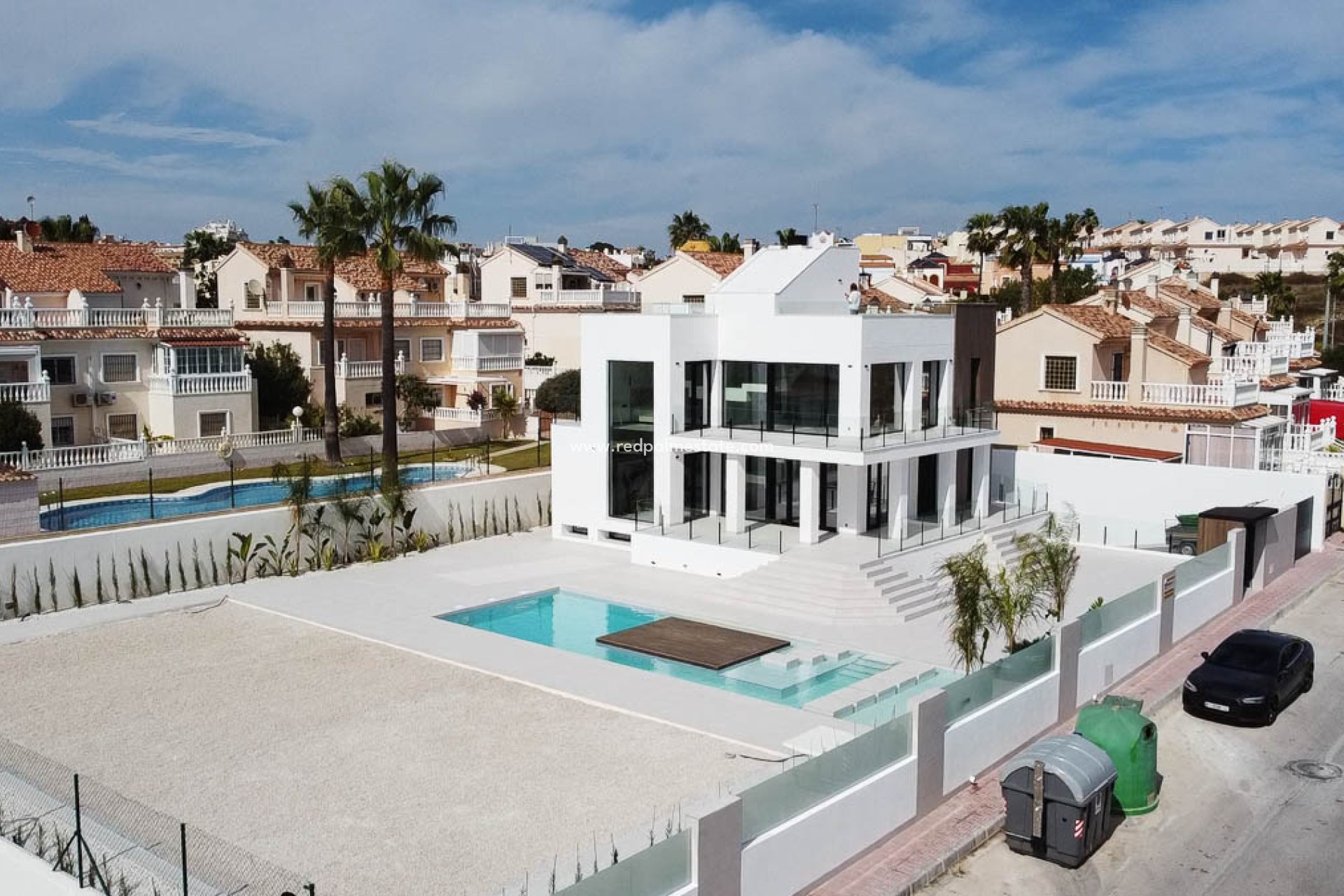 Återförsäljning - Villa -
Torrevieja - Costa Blanca