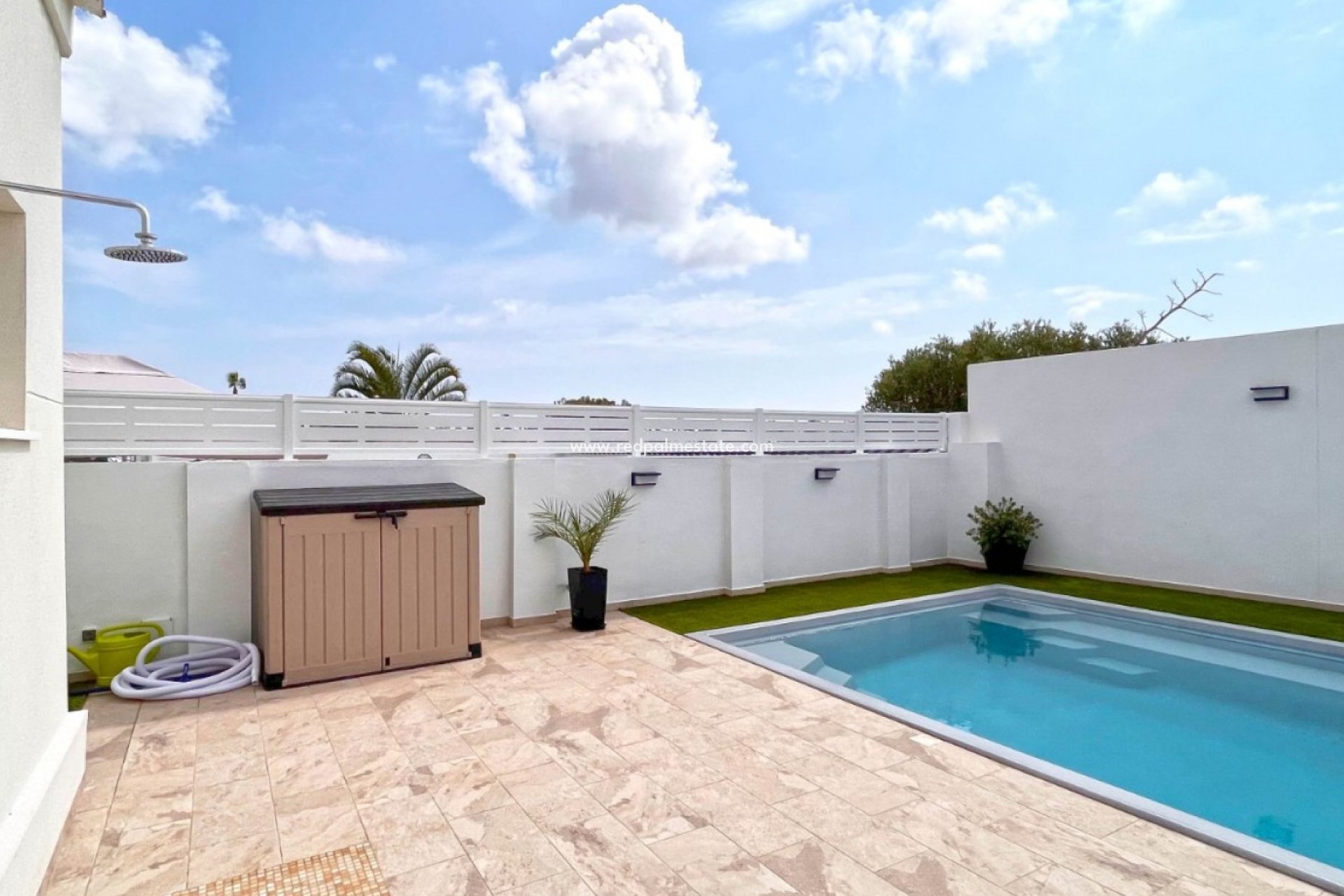 Återförsäljning - Villa -
Torrevieja - Costa Blanca