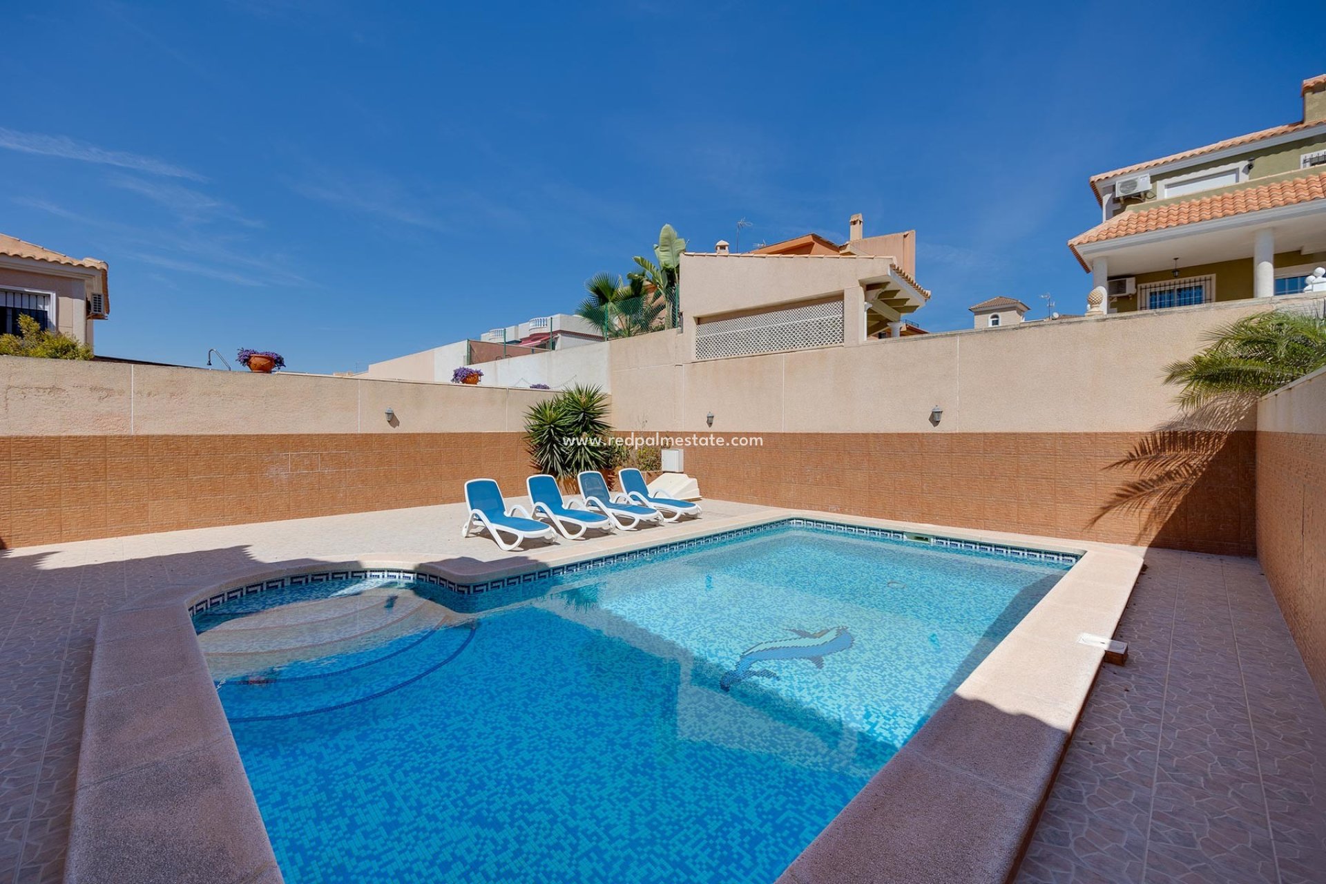 Återförsäljning - Villa -
Torrevieja - Costa Blanca