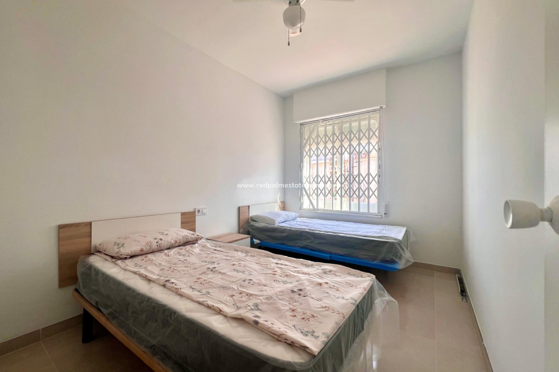 Återförsäljning - Villa -
Torrevieja - Costa Blanca