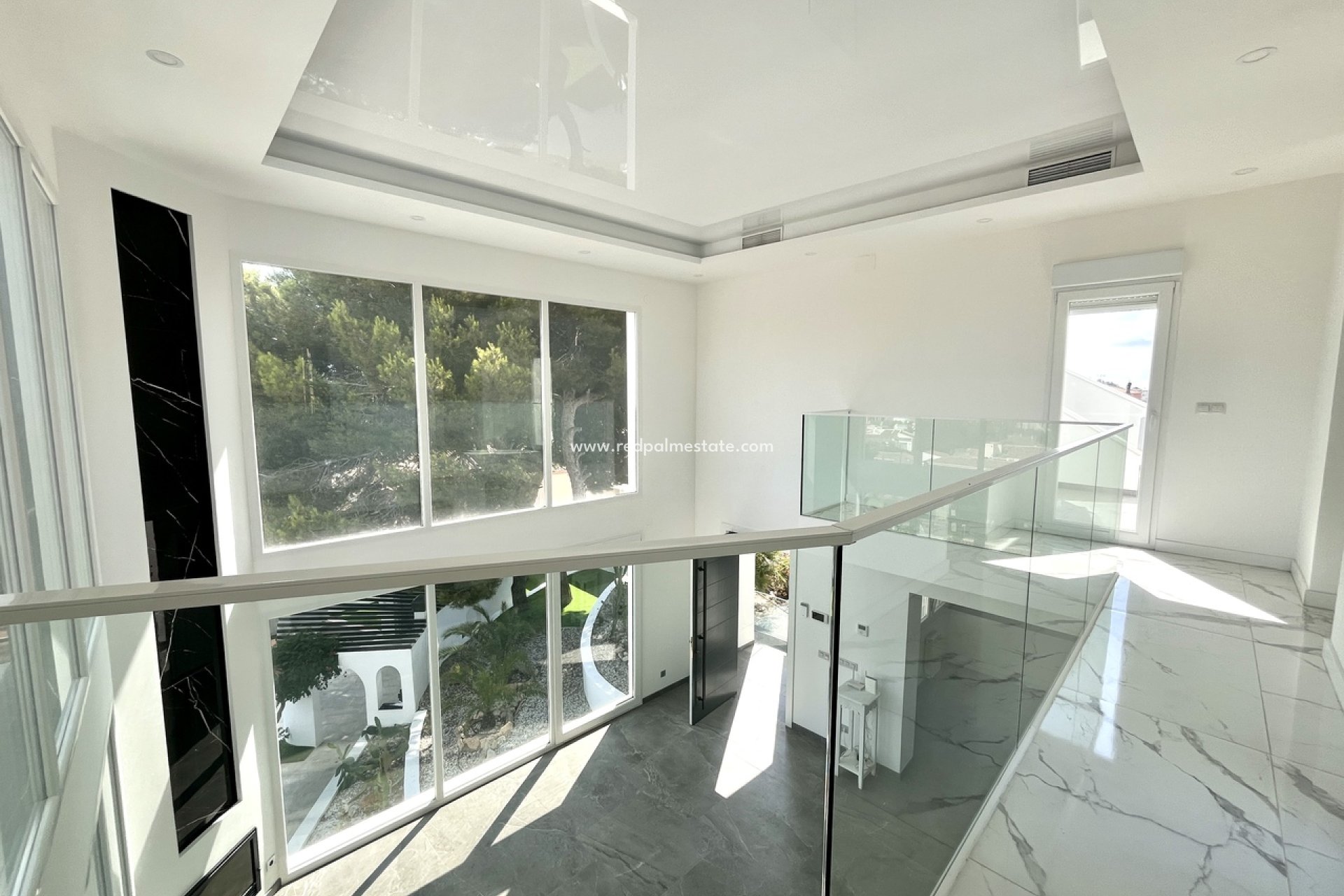 Återförsäljning - Villa -
Torrevieja - Costa Blanca