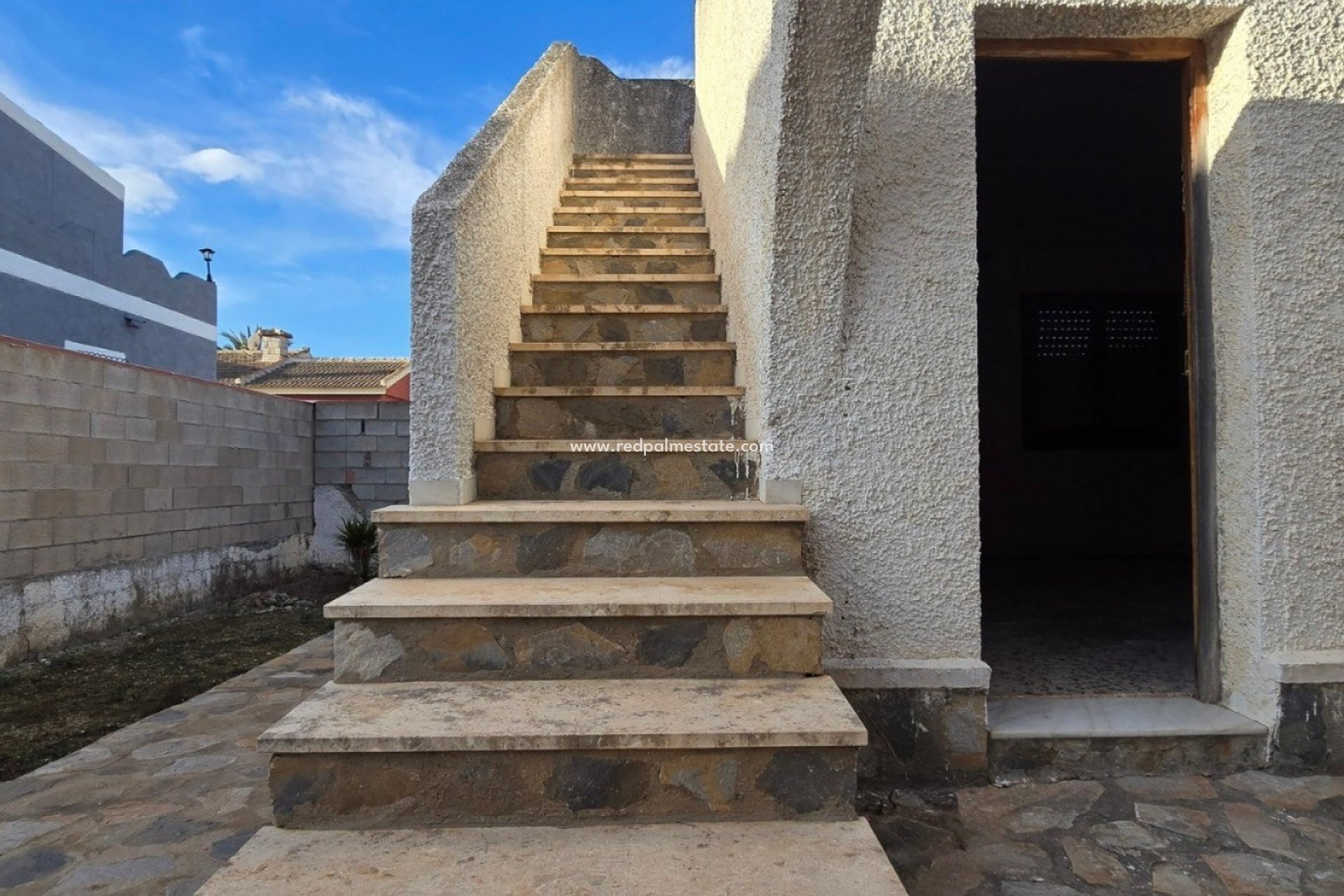 Återförsäljning - Villa -
Torrevieja - El Chaparal