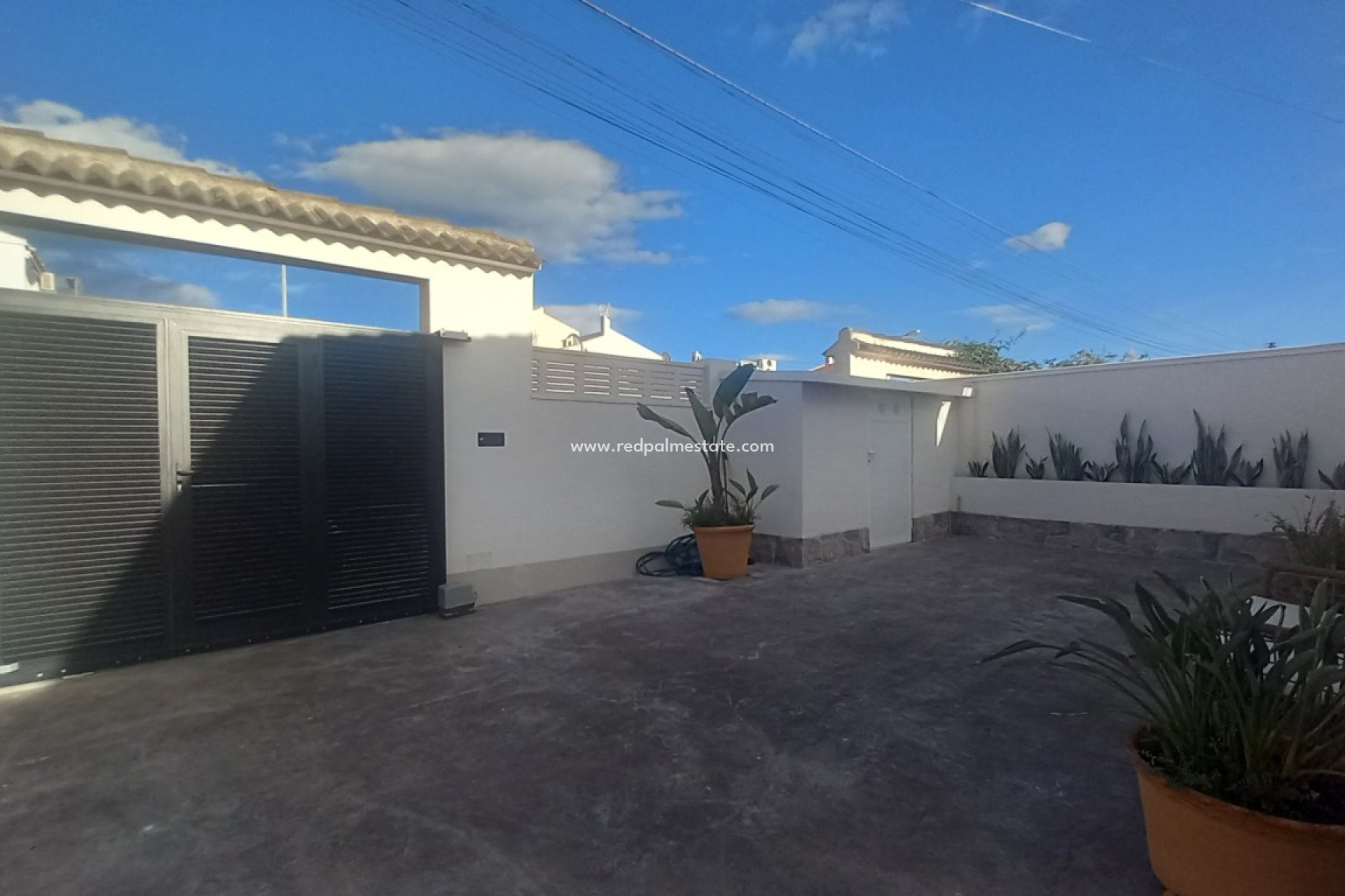 Återförsäljning - Villa -
Torrevieja - El Chaparral